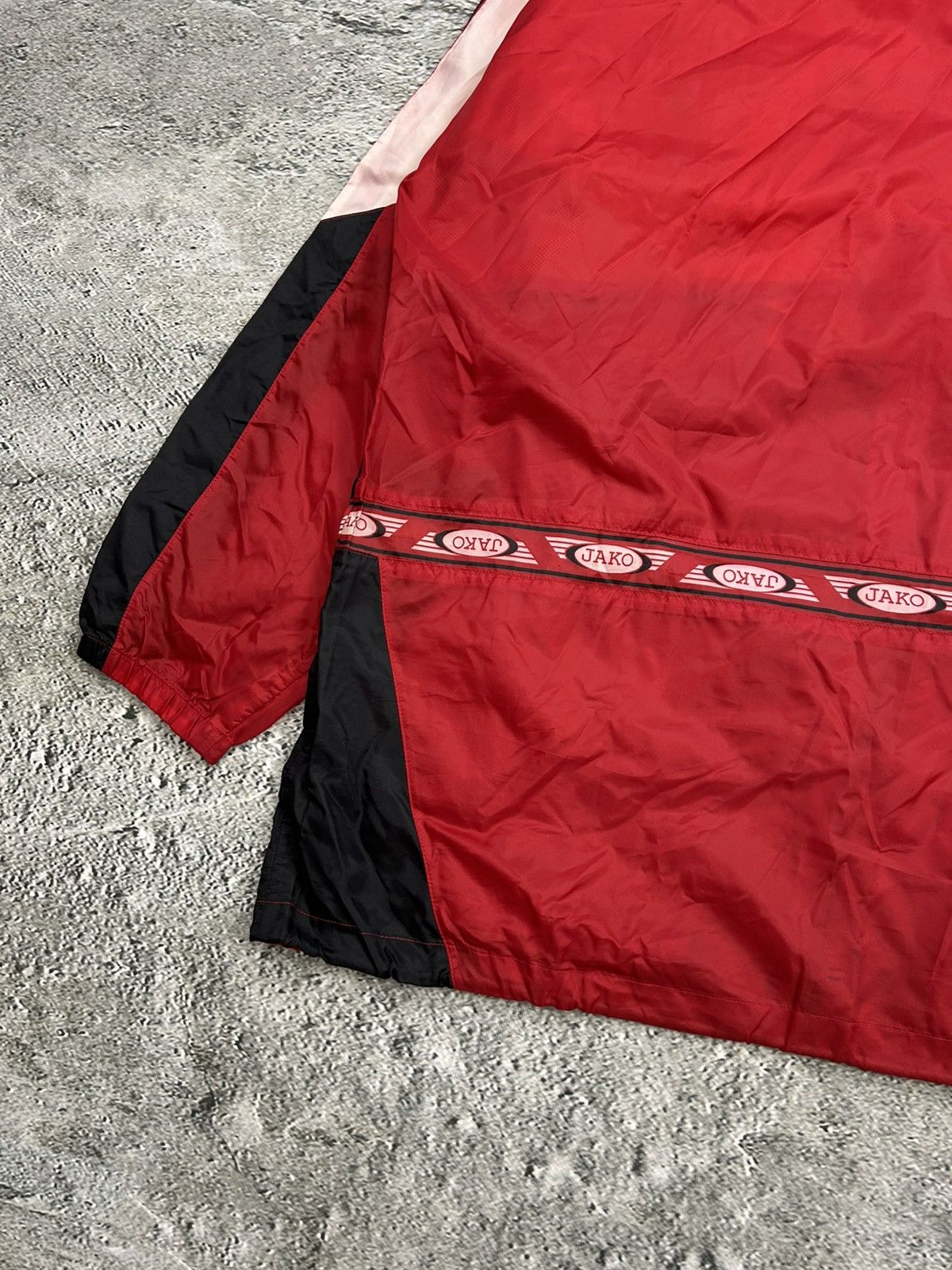 Vintage Jako vintage Track Jacket black white red 90s Size US XL / EU 56 / 4 - 11 Thumbnail