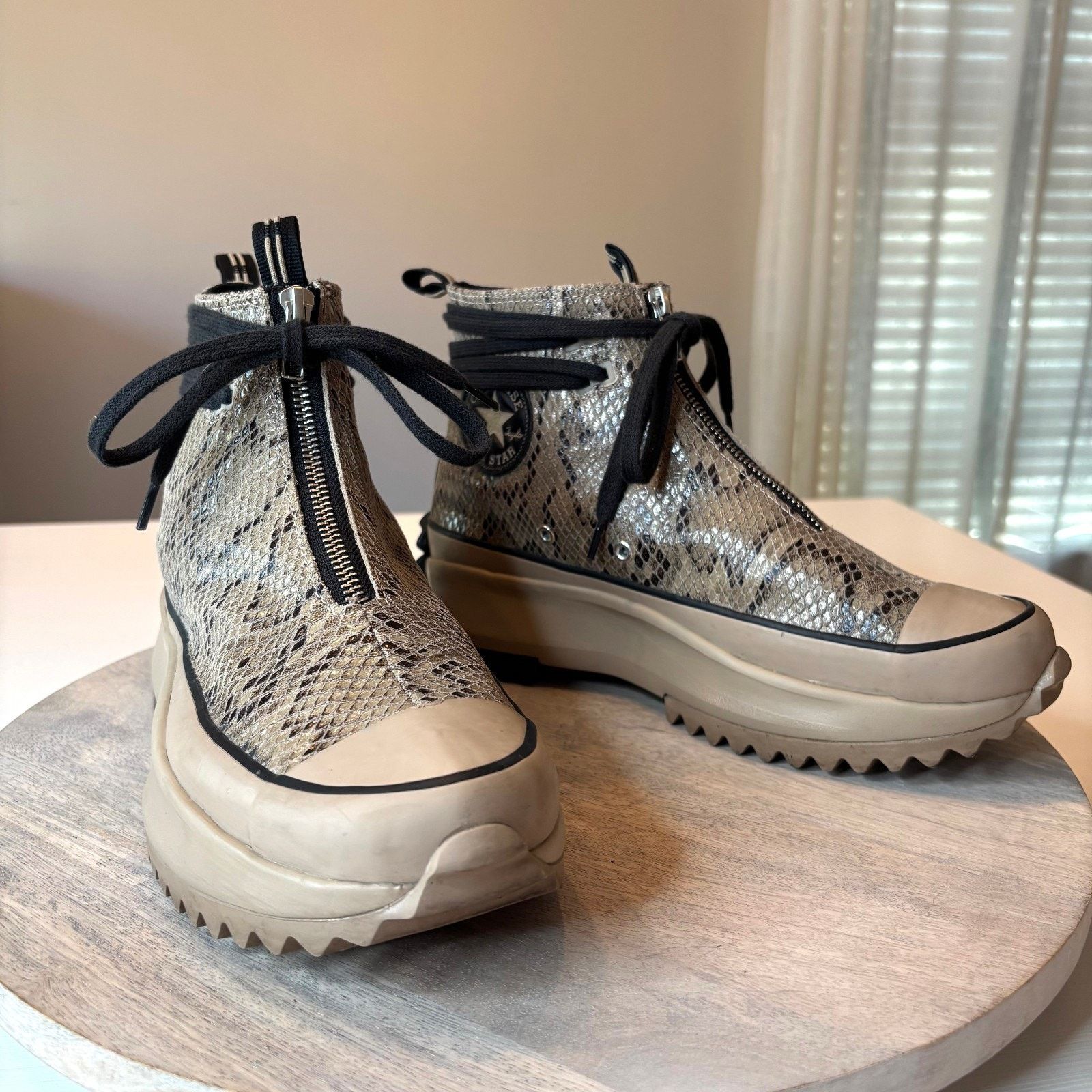 Converse Converse Run Star Snakeskin Sneakers Limited Edition Size 9 Size US 9 / IT 39 - 1 Thumbnail