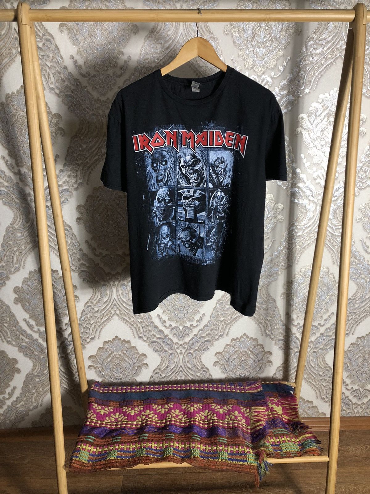 Band Tees VINTAGE IRON MAIDEN MONSTER ROCK T-SHIRT METAL RETRO Y2K 90s Size US L / EU 52-54 / 3 - 1 Thumbnail