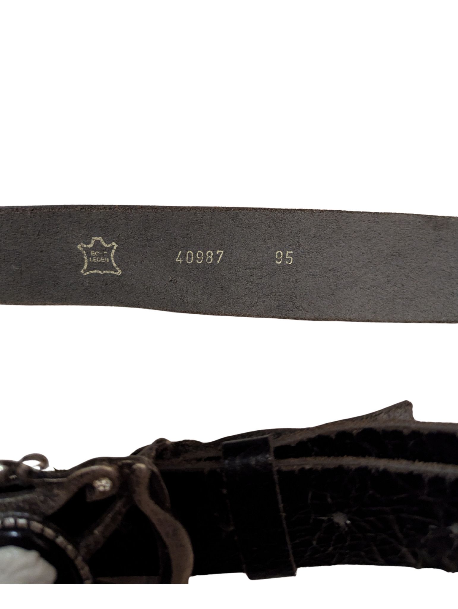 Vintage Vintage Leather Belt with Cameo Buckle – Made in Italy Size ONE SIZE - 3 Thumbnail