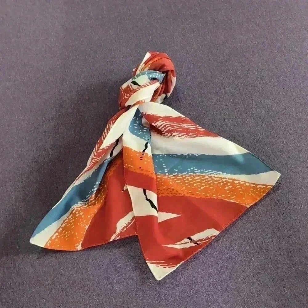 Designer Vintage White scarf with blue red orange design 9x53 in Size ONE SIZE - 3 Thumbnail