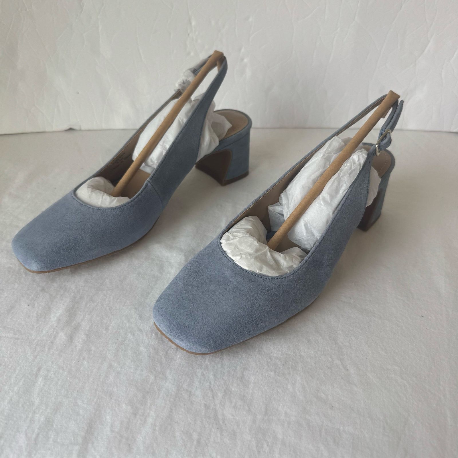 NYDJ NIB NYDJ $139 Women's Suede Leather Slingback Pump 6.5 Blue Size US 6.5 / IT 36.5 - 4 Thumbnail