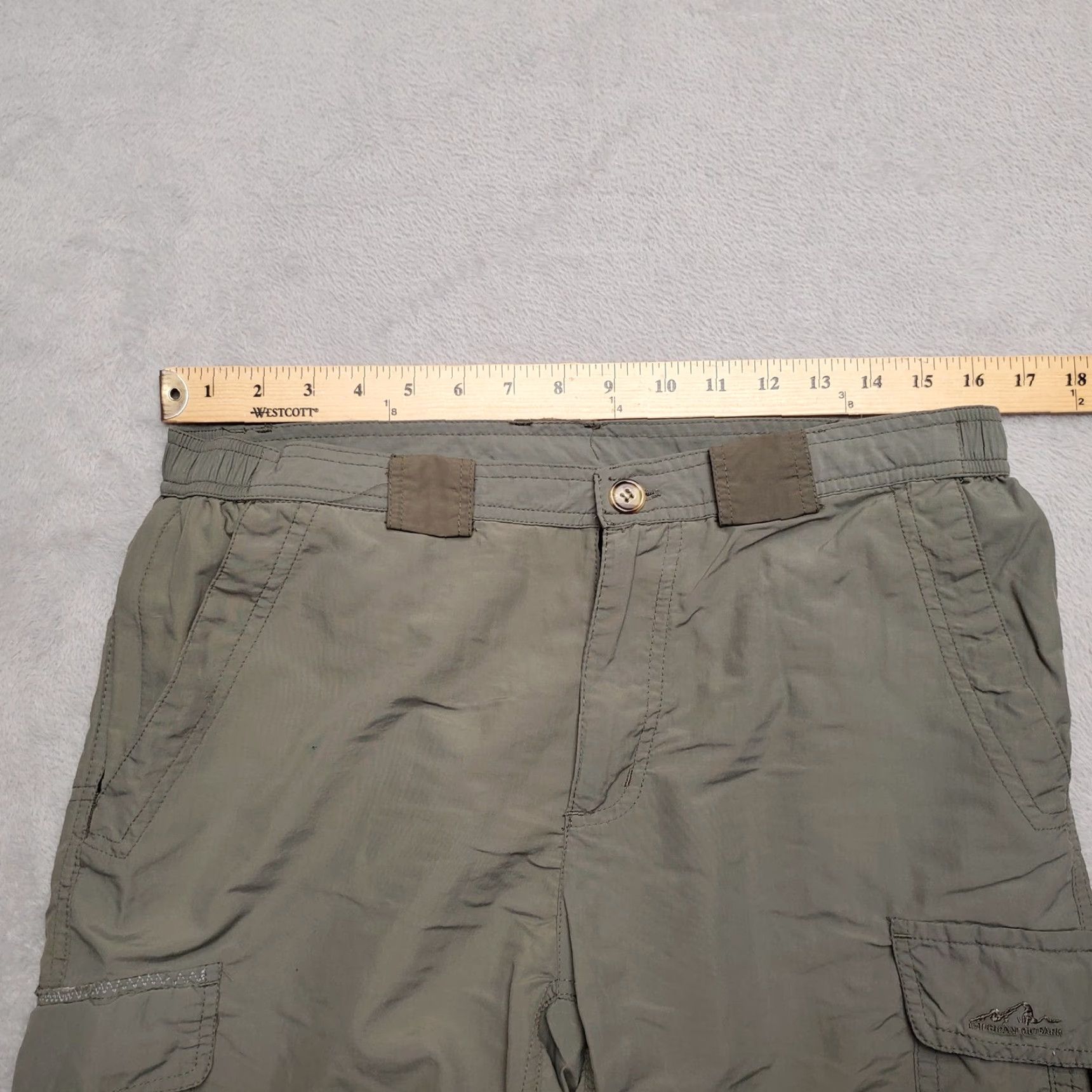 Vintage American Outback Shorts Mens S Green Cargo 100% Nylon Performance Blend Chino Pockets Zip Front Flat Front Casual Outdoor Mens Size US 29 - 6 Thumbnail