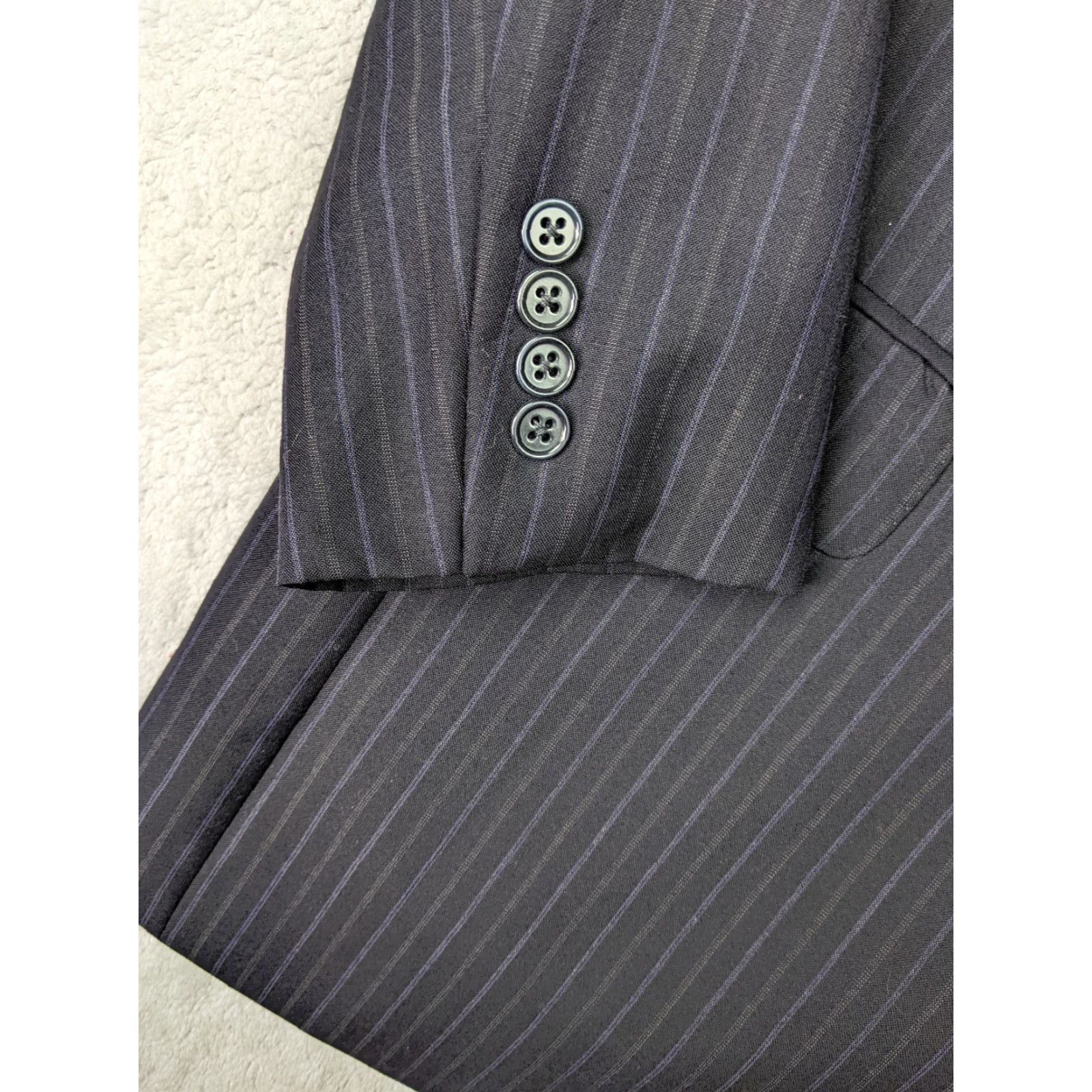 Jos. A. Bank VINTAGE JoS A BANK Men 40R Blue Pinstripe 100% Wool Blazer Jacket 2 Button Size 40R - 3 Thumbnail