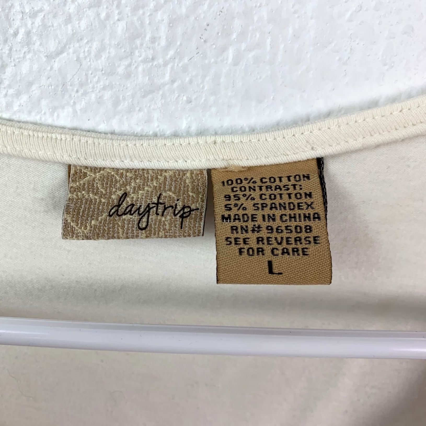 Vintage Daytrip Floral Embroidered Button Front Top Women's L Short Sleeve Peasant Shirt Cream Boho Y2K Embellished Regular Cotton Blend Size L / US 10 / IT 46 - 3 Thumbnail