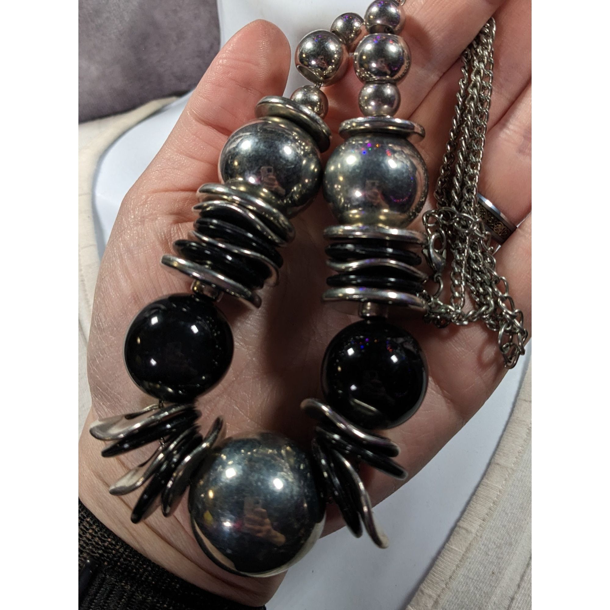 Other Bold Metallic Beaded Black And Silver Tone Statement Necklac Size ONE SIZE - 5 Thumbnail