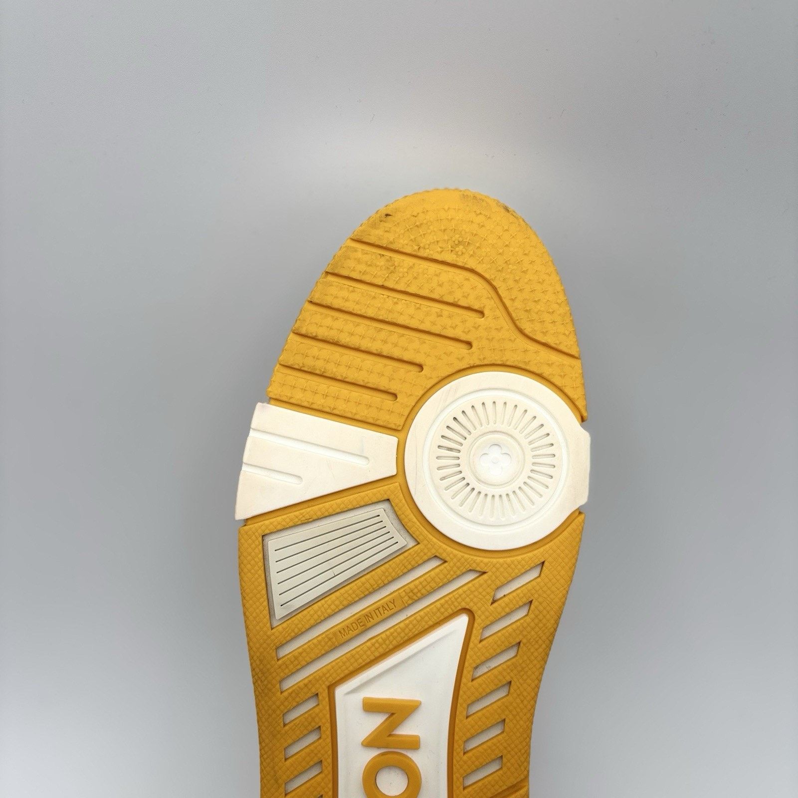 Louis Vuitton Louis Vuitton Trainer ' White Yellow ' | GOOD CONDITION! Size US 7.5 / EU 40-41 - 10 Thumbnail