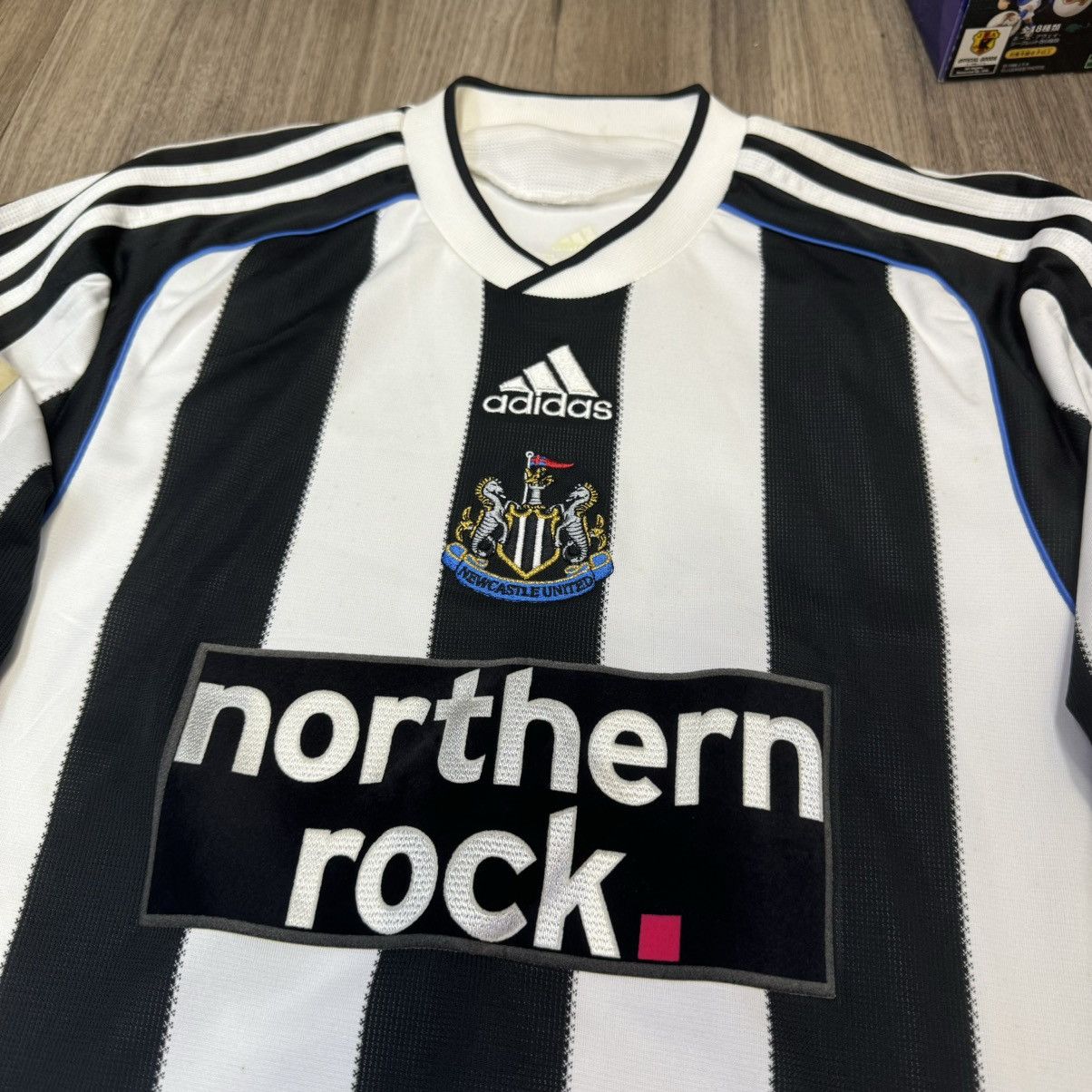 Adidas Newcastle United 09/10 home shirt #17 smith Size US M / EU 48-50 / 2 - 3 Thumbnail