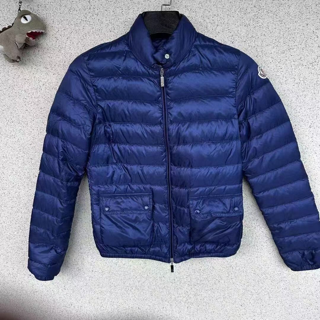 Moncler Moncler Logo Down Jacket Size 1 Size US S / EU 44-46 / 1 - 1 Thumbnail