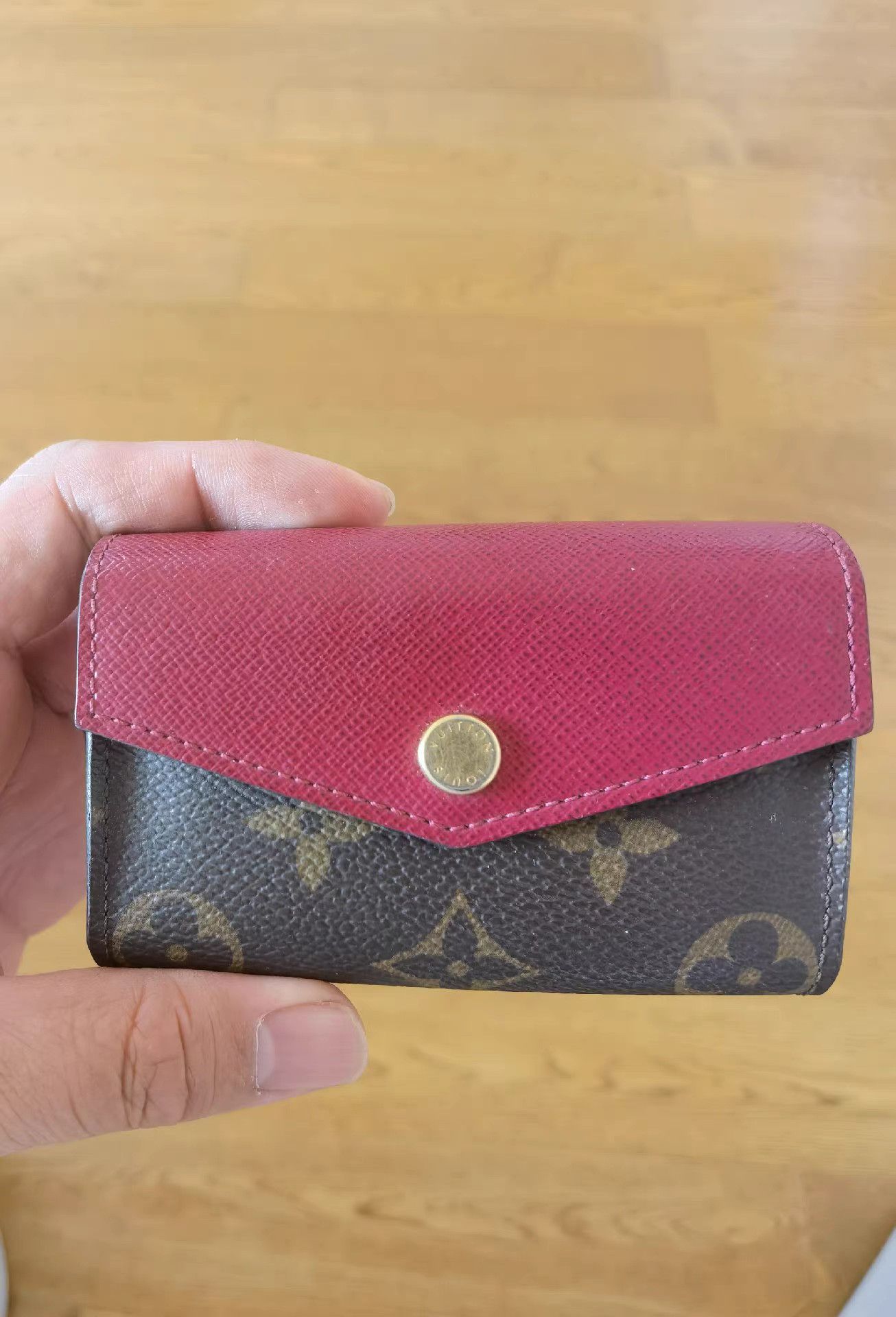 Louis Vuitton LV Card Holder K17 Size ONE SIZE - 1 Thumbnail