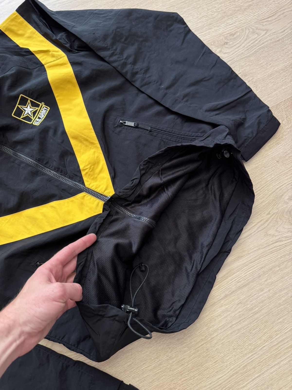 Other US Army Physical Fitness Uniform USMC Full Zip Jacket Size US L / EU 52-54 / 3 - 4 Thumbnail