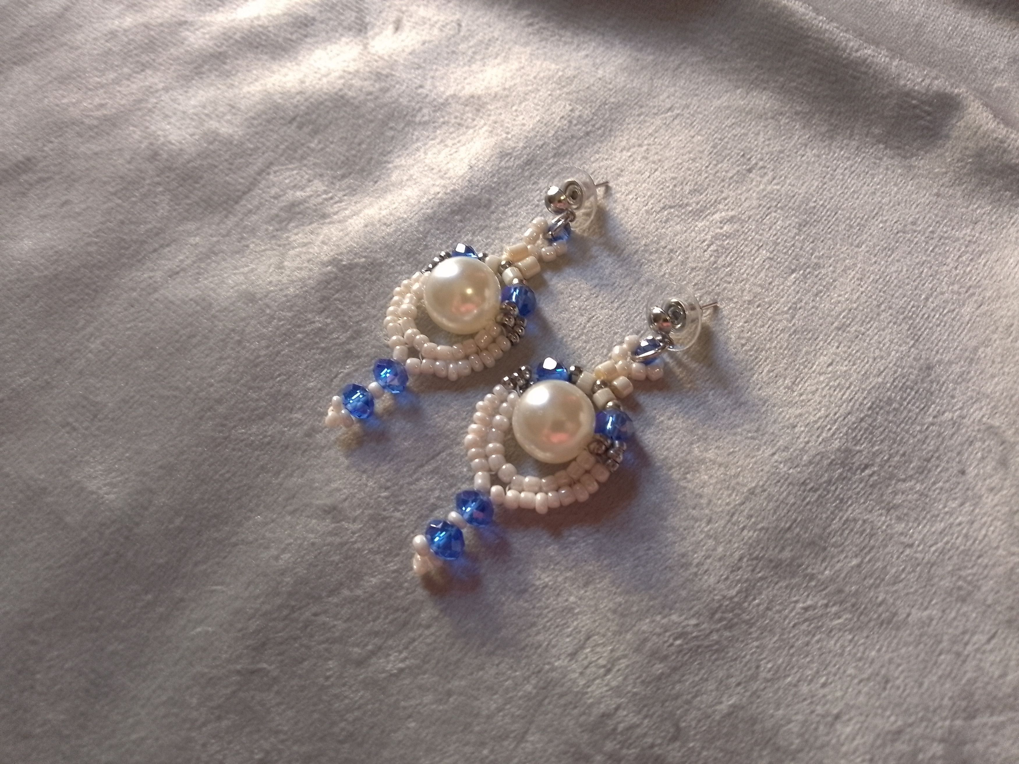 Handmade Earrings Ivory Pearl Blue Crystal Elegant Size ONE SIZE - 6 Thumbnail