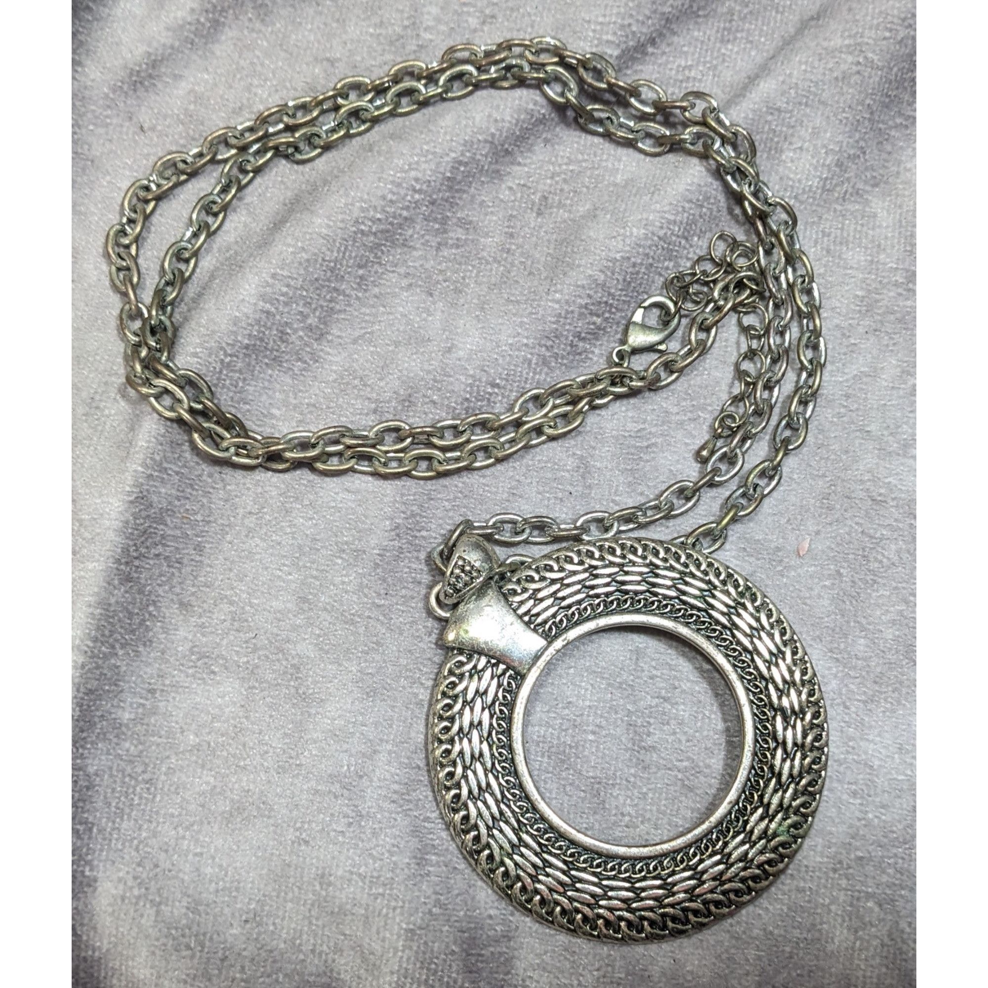 Other Unique Bohemian Open Circle Medallion Pendant Necklace Size ONE SIZE - 6 Thumbnail