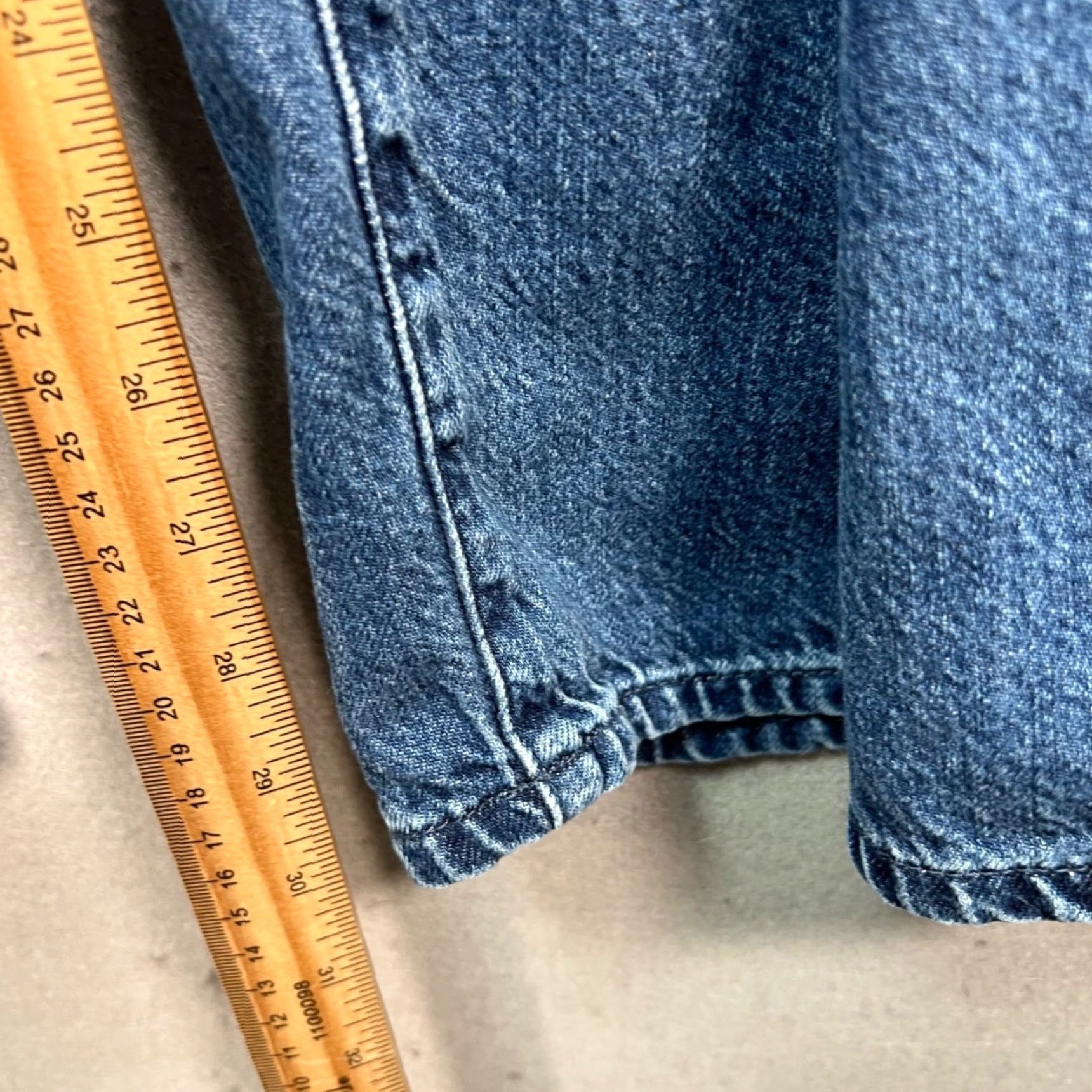 Uniqlo Uniqlo Womens XL Denim Straight Leg Jeans 31 in Inseam Blue Cotton Linen Lyocell Pants Men's? Size 40" / US 18 - 6 Thumbnail