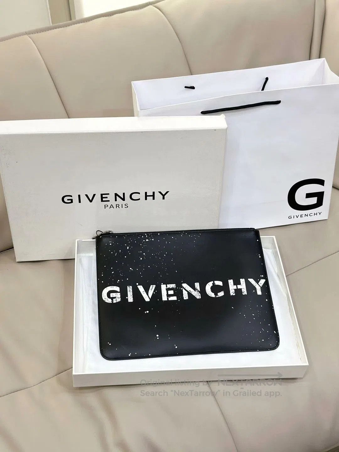 Givenchy Givenchy Black Casual Clutch Bag. Size ONE SIZE - 1 Thumbnail