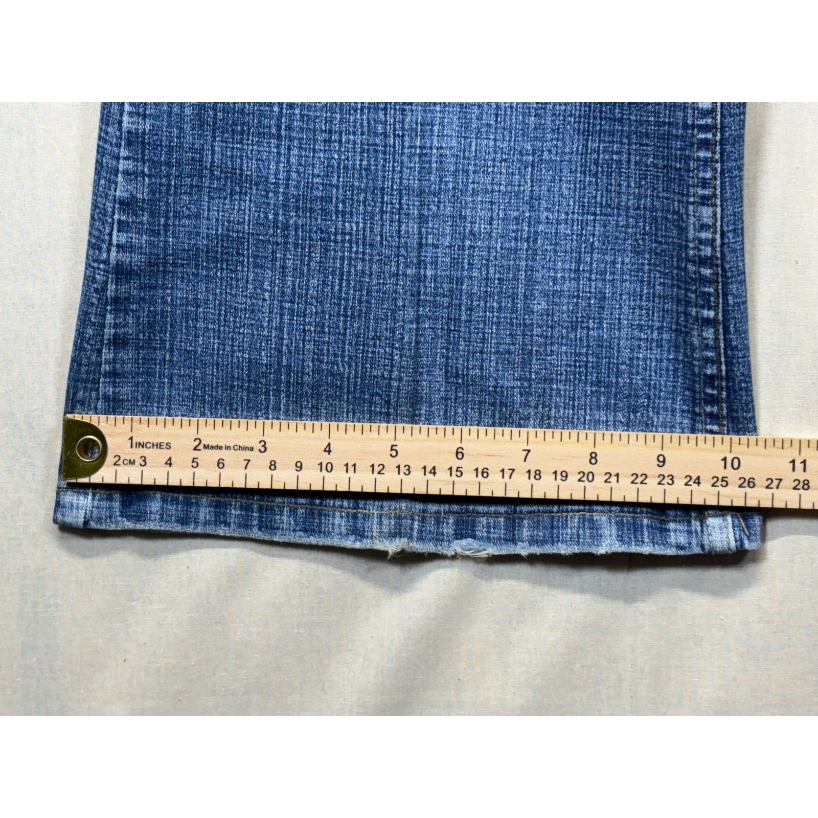 The Unbranded Brand d jeans Bootcut Jeans Blue Denim Floral Embroidered Flare Size 34" / US 12 / IT 48 - 5 Thumbnail