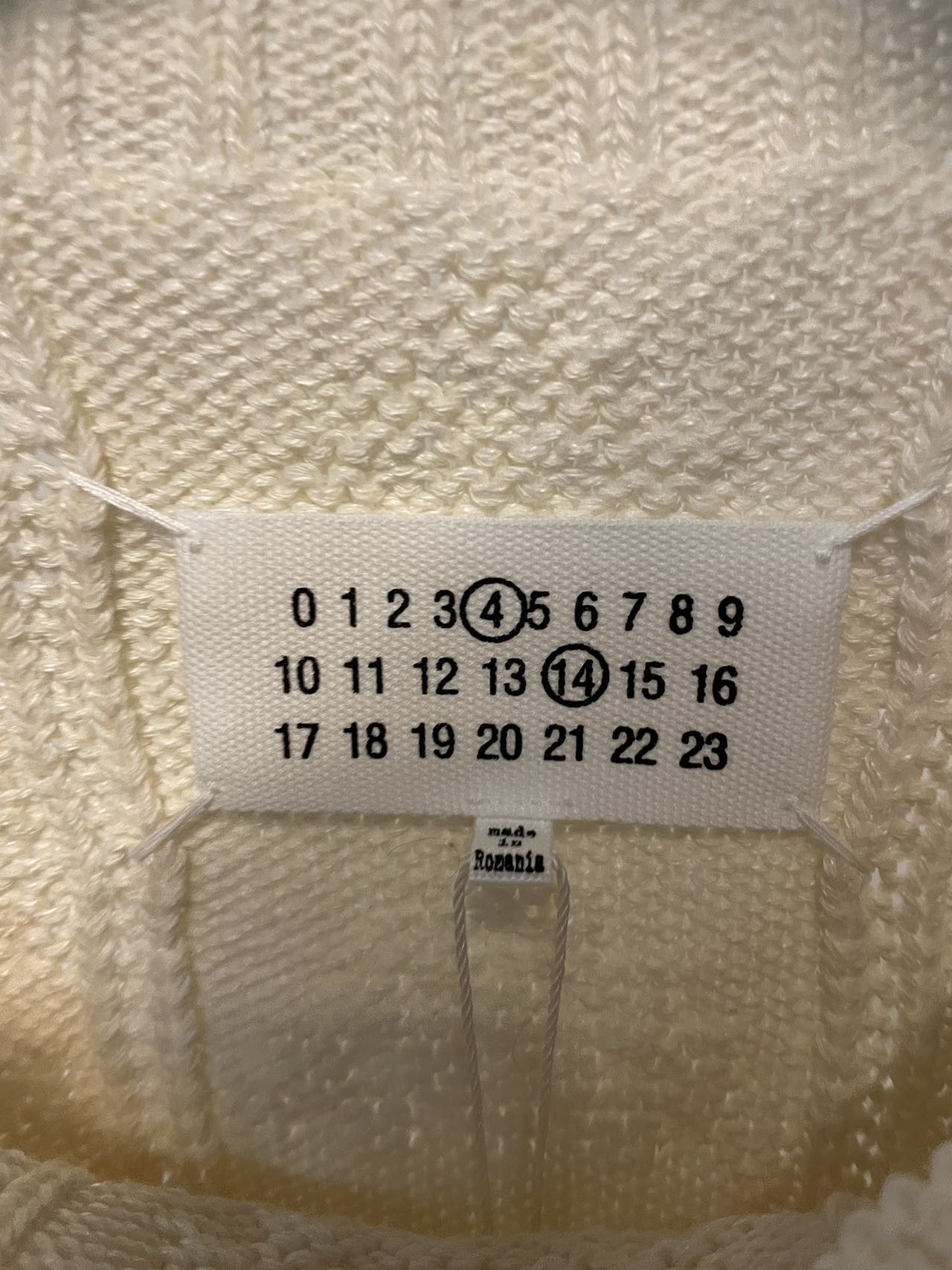 Maison Margiela Maison Margiela textured-knit-Sweater Size US M / EU 48-50 / 2 - 9 Thumbnail