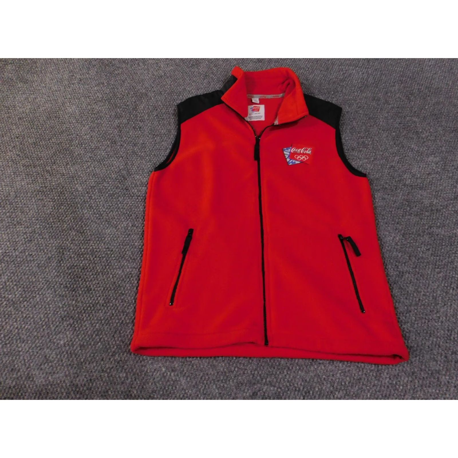 Vintage VINTAGE Coca-Cola Vest Mens Small Red Salt Lake 2002 Olympic Fleece Winter Games 90s Size US S / EU 44-46 / 1 - 2 Thumbnail