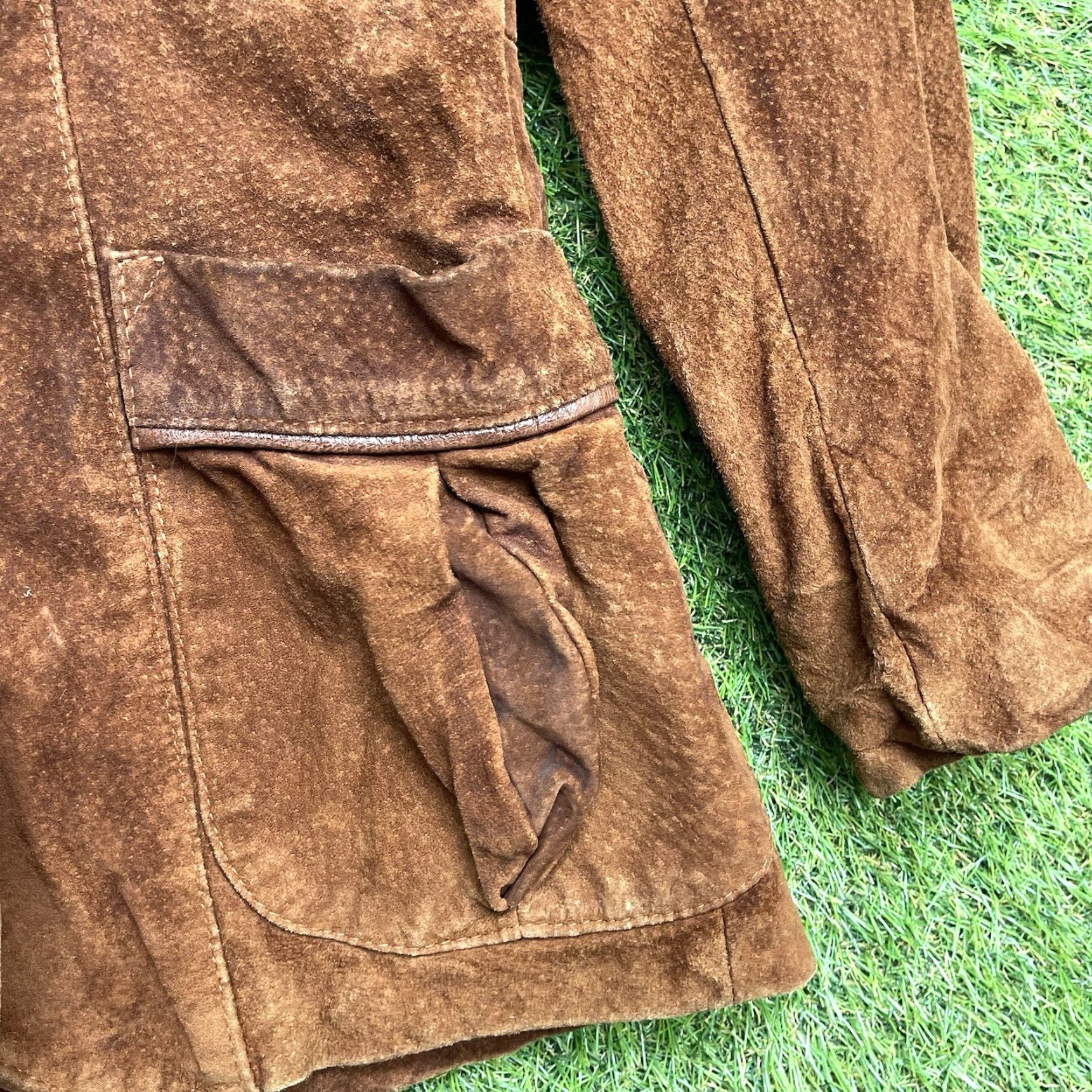Vintage VINTAGE AMI Western Leather Jacket Womens Small Slim Distressed Brown Leather Mid-Length Long Sleeve Casual Jacket Coat Men? No, Women. Size S / US 4 / IT 40 - 3 Thumbnail
