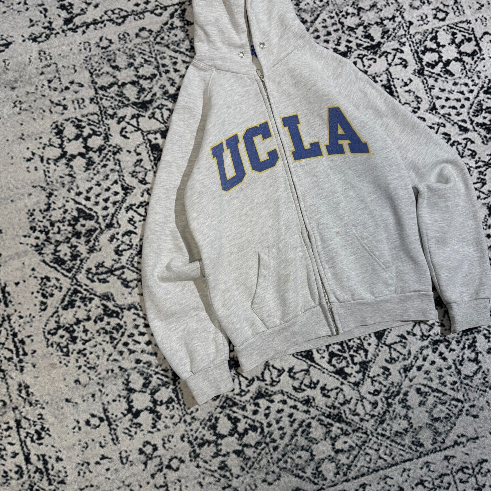 Vintage Vintage Unisex Grey Cotton Hoodie Size S UCLA Regular Fit Size US S / EU 44-46 / 1 - 3 Thumbnail