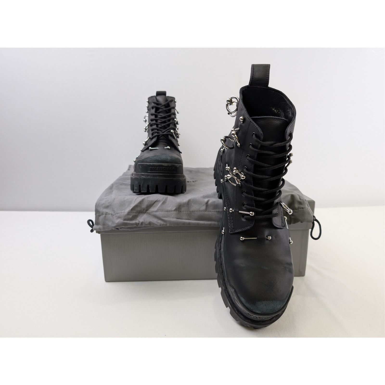 Balenciaga o1rshd1 Q:2 / Leather Strike Piercing Boots in Black/Silver Size US 9 / EU 42 - 19 Thumbnail