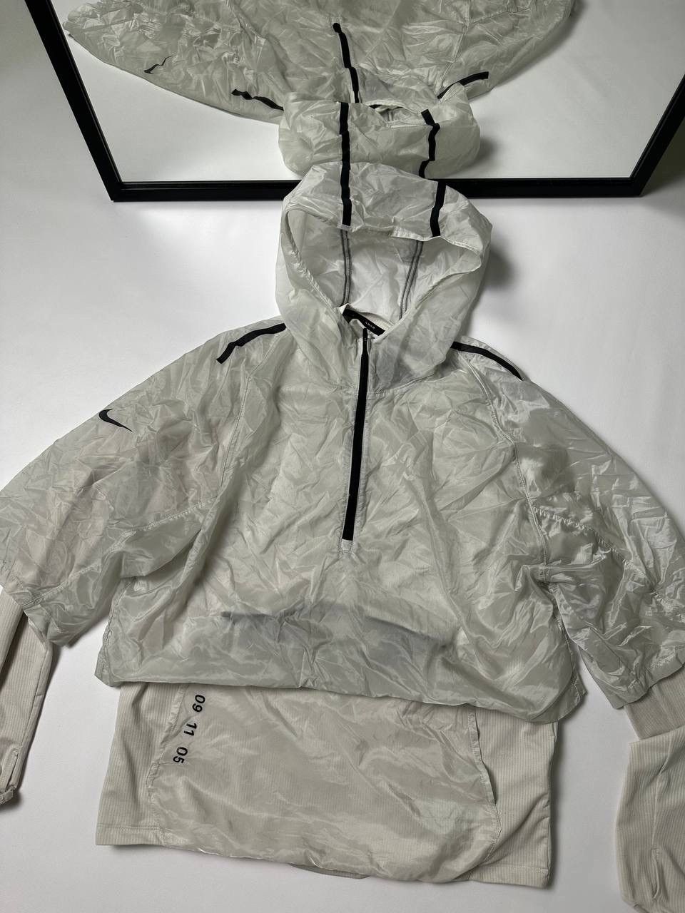 Nike 🔥Nike Tech Pack Top Running Ultralight 2in1 Hooded Jacket Size US M / EU 48-50 / 2 - 8 Thumbnail
