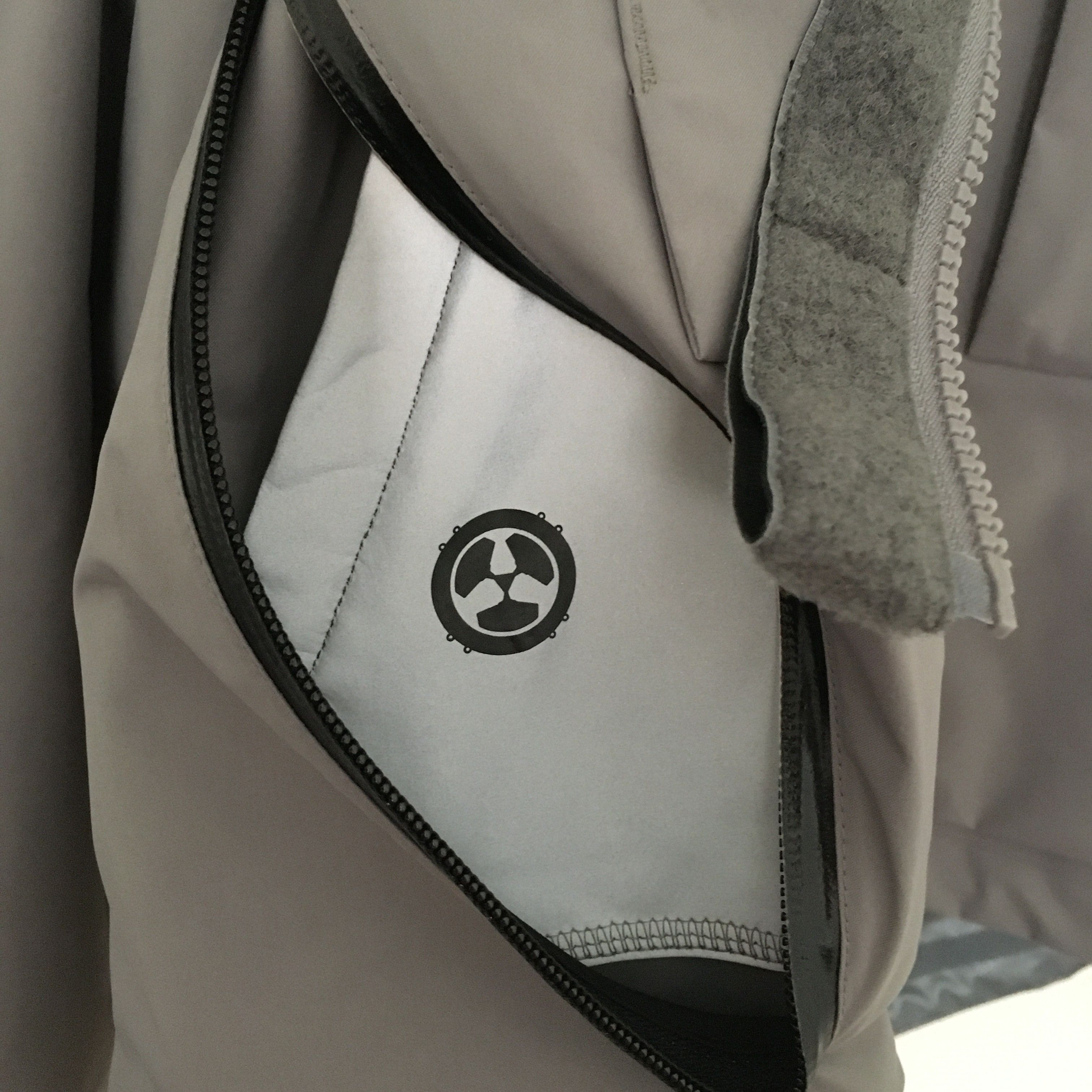 Acronym × Errolson Hugh × Goretex J14GT Size US S / EU 44-46 / 1 - 8 Thumbnail