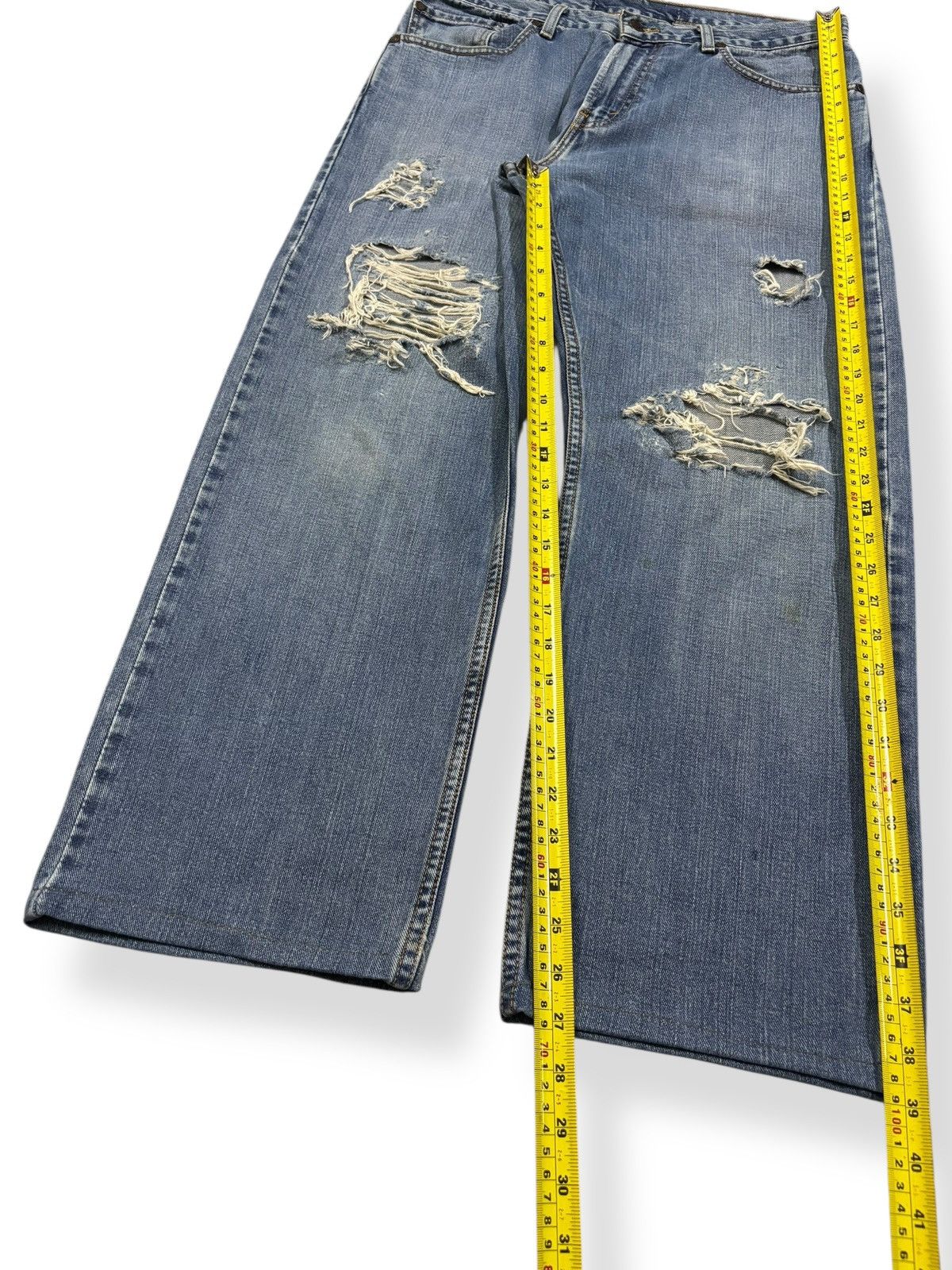 Japanese Brand Vintage Japanese Brand Blue Wash Baggy Distressed Jeans Size US 33 - 12 Thumbnail