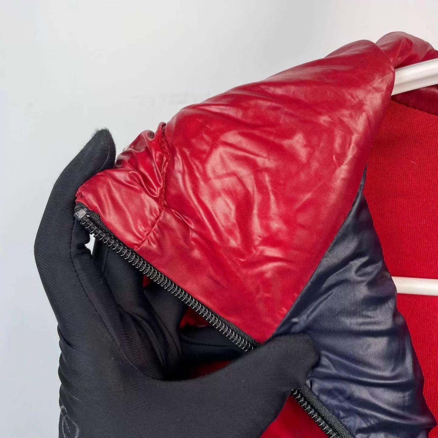 Moncler Moncler red lightweight down jacket 260318TMJAB49 Size S / US 4 / IT 40 - 4 Thumbnail