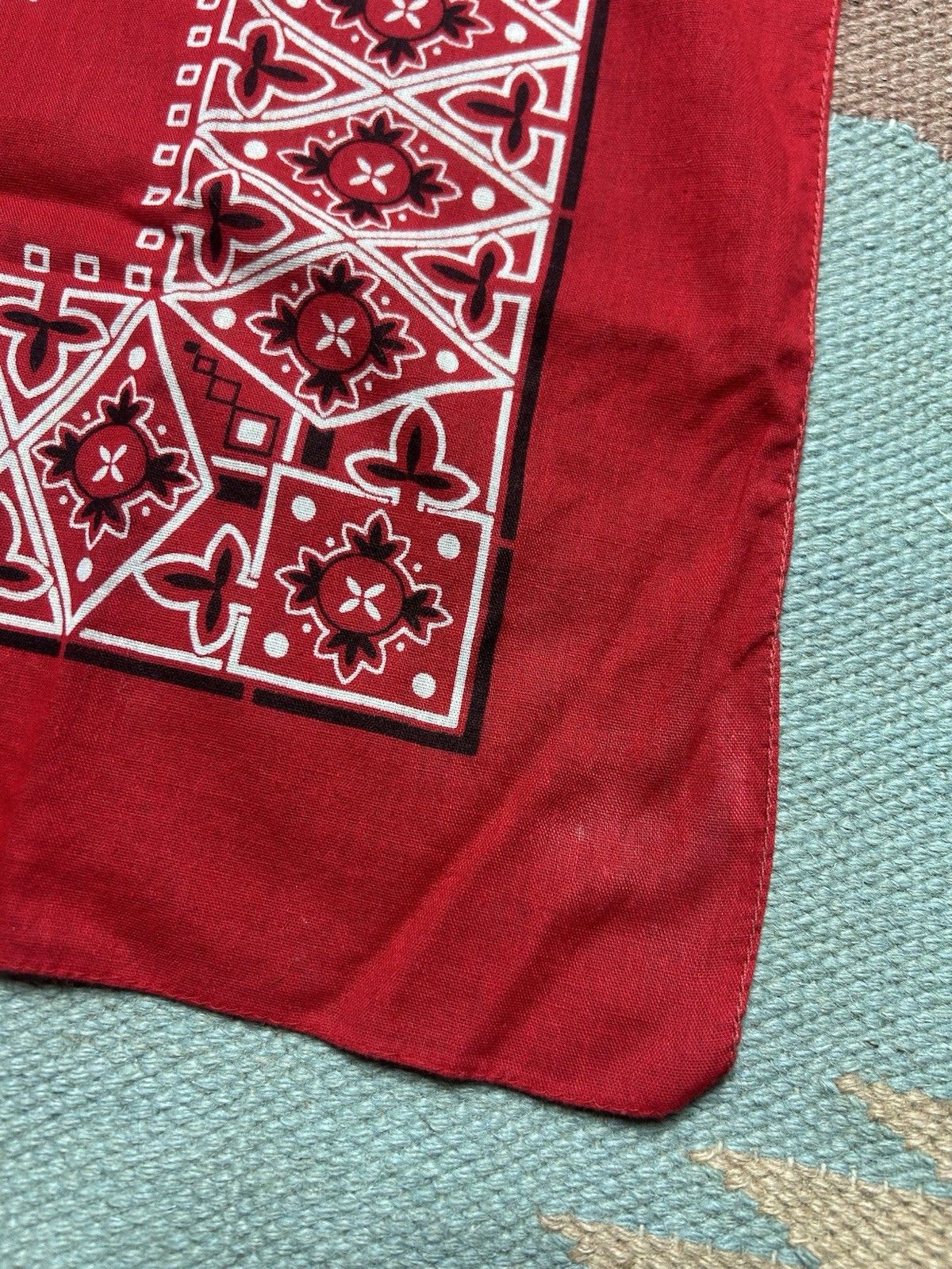 Vintage Vtg cotton bandana handkerchief geometric workwear made USA Size ONE SIZE - 3 Thumbnail