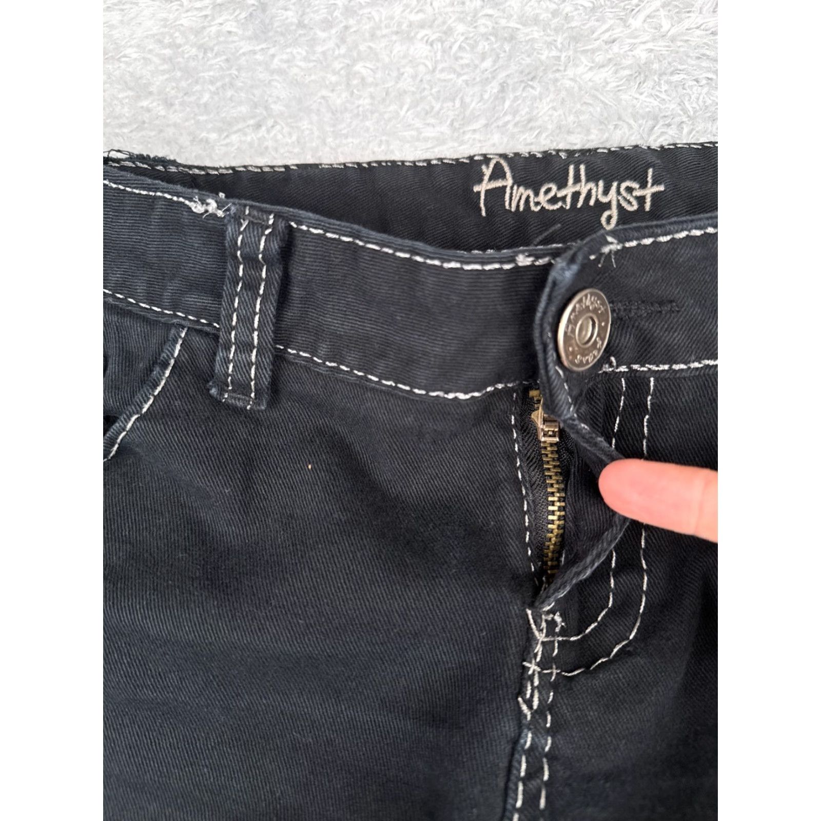 Vintage Amethyst Jeans Women's Jeans 7 Black Denim Bootcut Low Rise 31in Inseam Cotton Blend Distressed Pockets Western Size 28" / US 6 / IT 42 - 6 Thumbnail