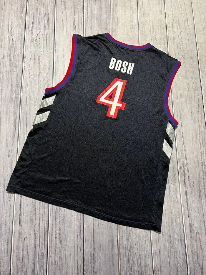 Reebok Vintage Reebok Toronto Raptors Chris Bosh #4 NBA Jersey Size US XL / EU 56 / 4 - 1 Thumbnail