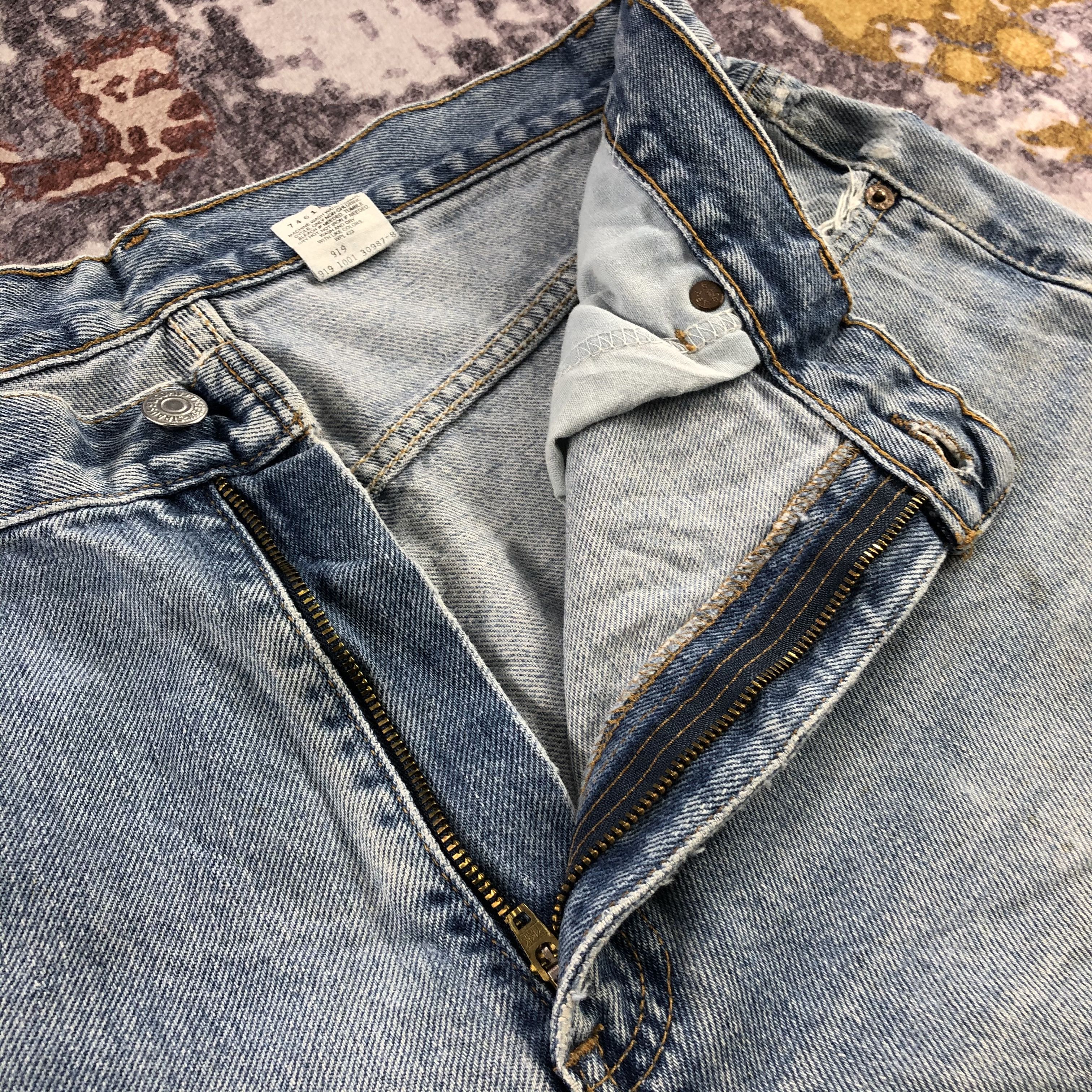 Levi's × Vintage Vintage Light Wash Levis 550 Jeans-JM3002 Size US 35 - 15 Thumbnail