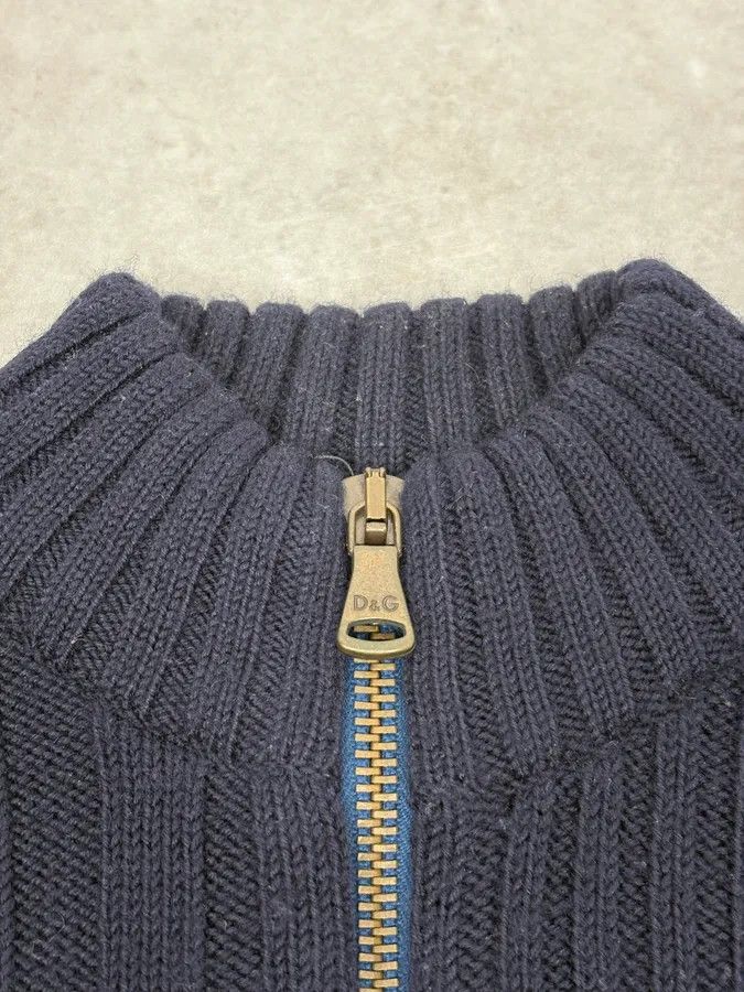 Dolce & Gabbana 2000s Dolce & Gabbana Navy Wool Zip-Up Sweater Size US S / EU 44-46 / 1 - 9 Thumbnail