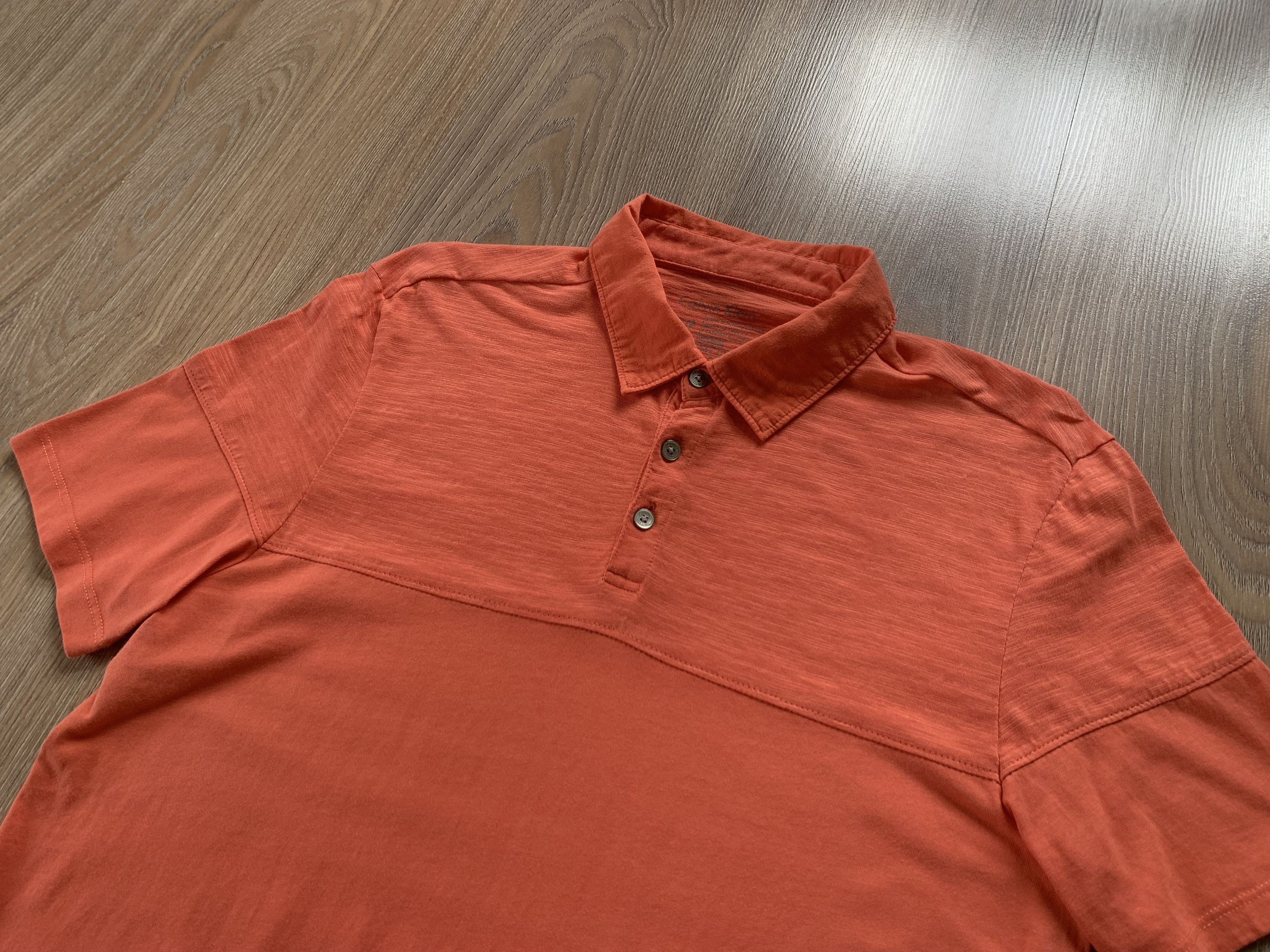 Calvin Klein × Vintage Calvin Klein Vintage Red Cotton T-Shirt Size US S / EU 44-46 / 1 - 4 Thumbnail