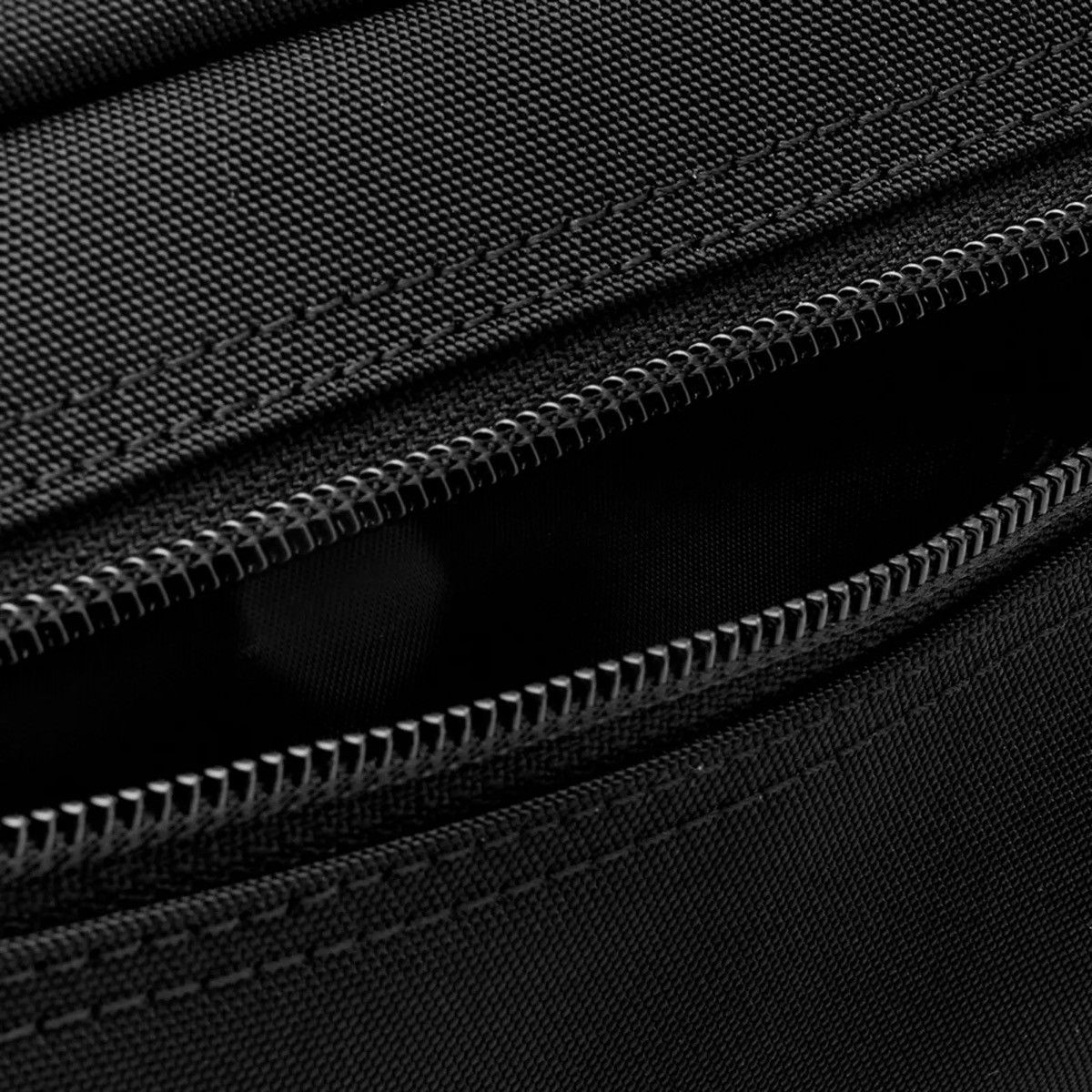 Vetements VETEMENTS ALL BLACK LOGO FANNY PACK Size ONE SIZE - 4 Thumbnail