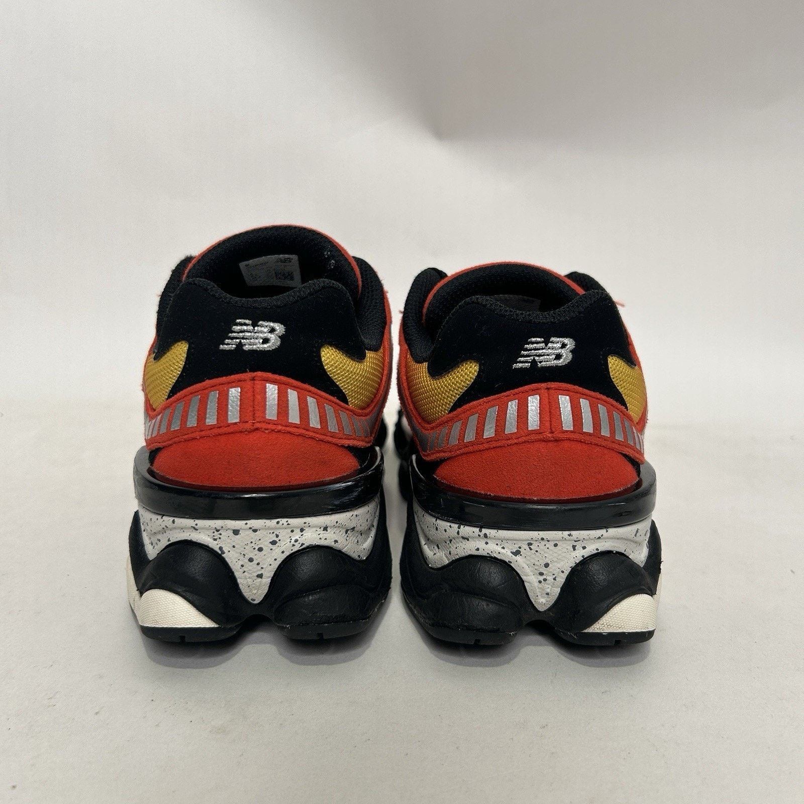 New Balance New Balance 9060 X DLTR GS “Fire Sign” GC9060DM Size US 7.5 / IT 37.5 - 5 Thumbnail