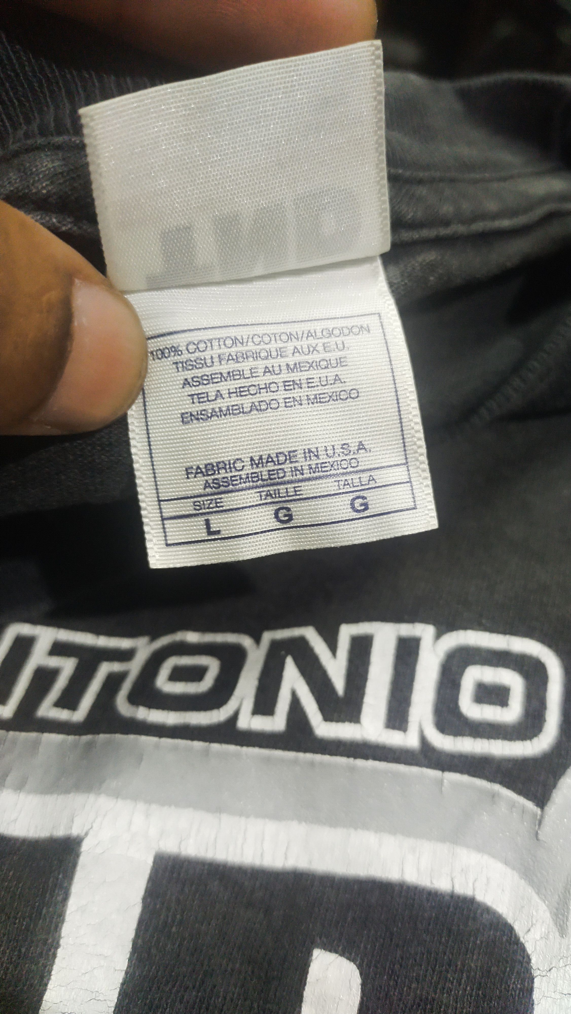 Vintage Vtg Tnd San Antonio Basketball Jersey Tshirts Size US L / EU 52-54 / 3 - 6 Thumbnail