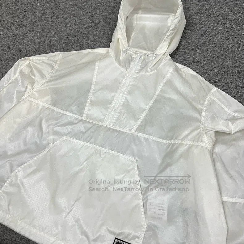 Versace Versace White ripstop plaid hooded jacket Size XL / US 12-14 / IT 48-50 - 3 Thumbnail