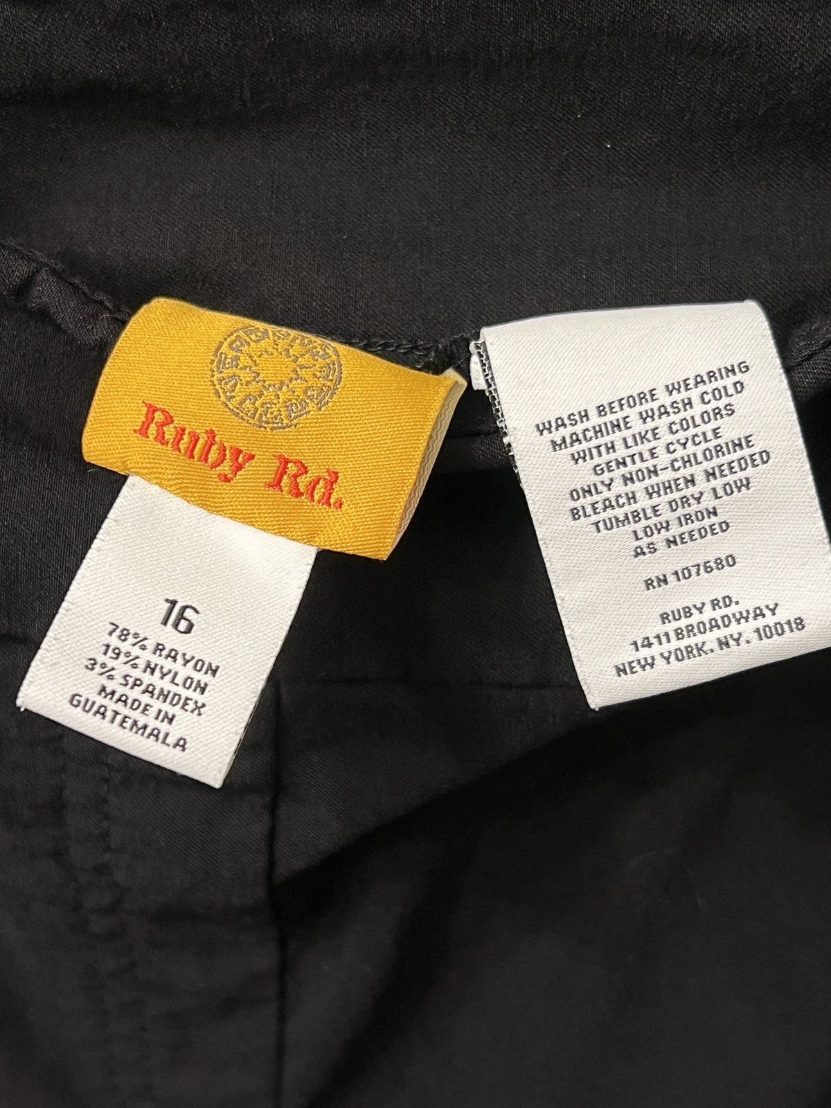 Other Ruby Rd Pull-On Short-Length Millennium Black Pants, Size 1X Size 38" / US 16 / IT 52 - 6 Thumbnail