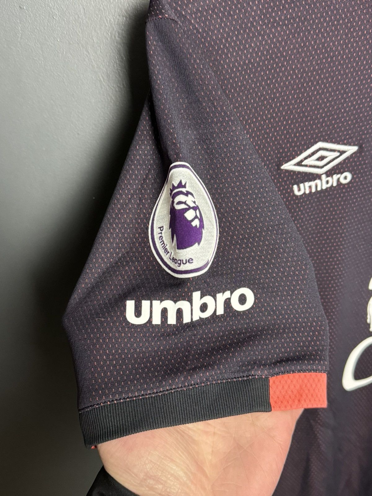 Umbro Everton 16/17 Away Funes Mori Football Jersey Size US S / EU 44-46 / 1 - 5 Thumbnail
