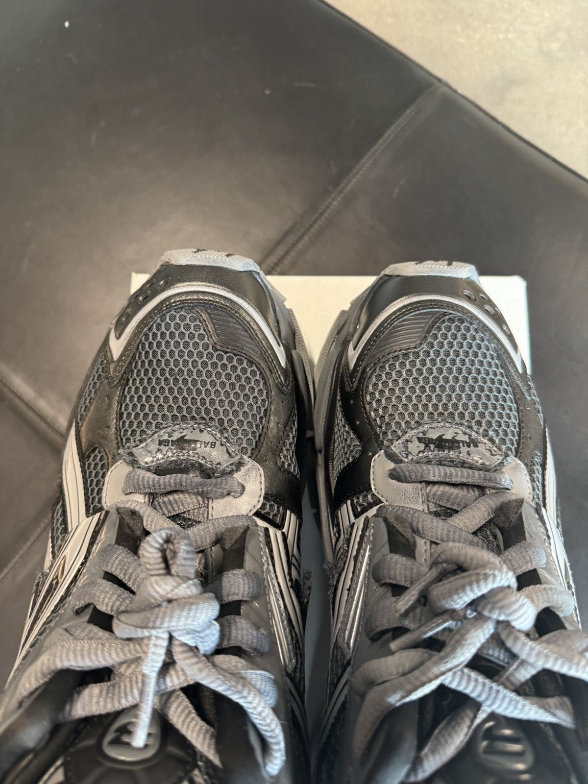 Balenciaga Balenciaga Runner Dark Grey Black Size US 13 / EU 46 - 5 Thumbnail