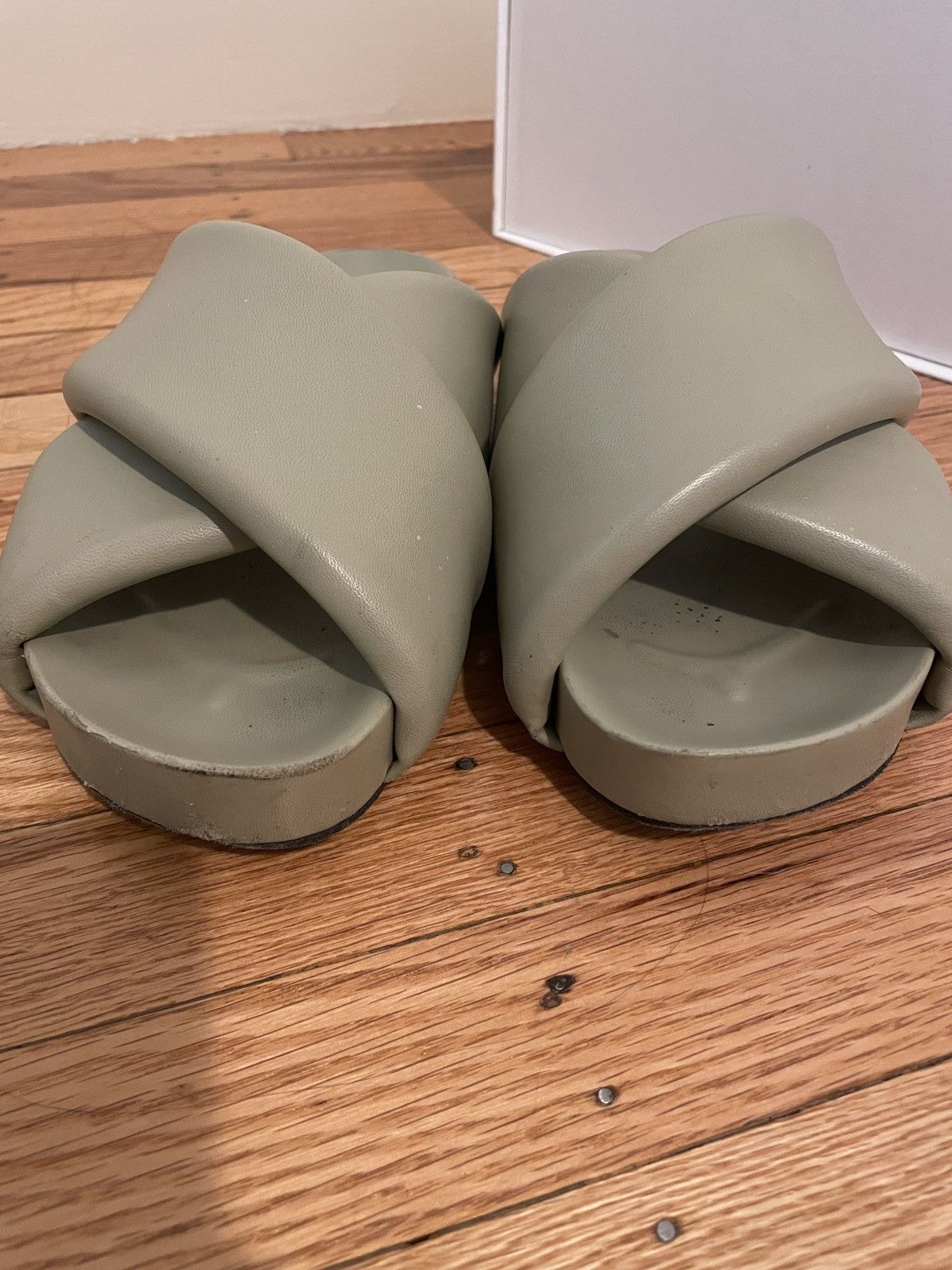 Jil Sander Jil Sander puffy oversized wrap slides with box