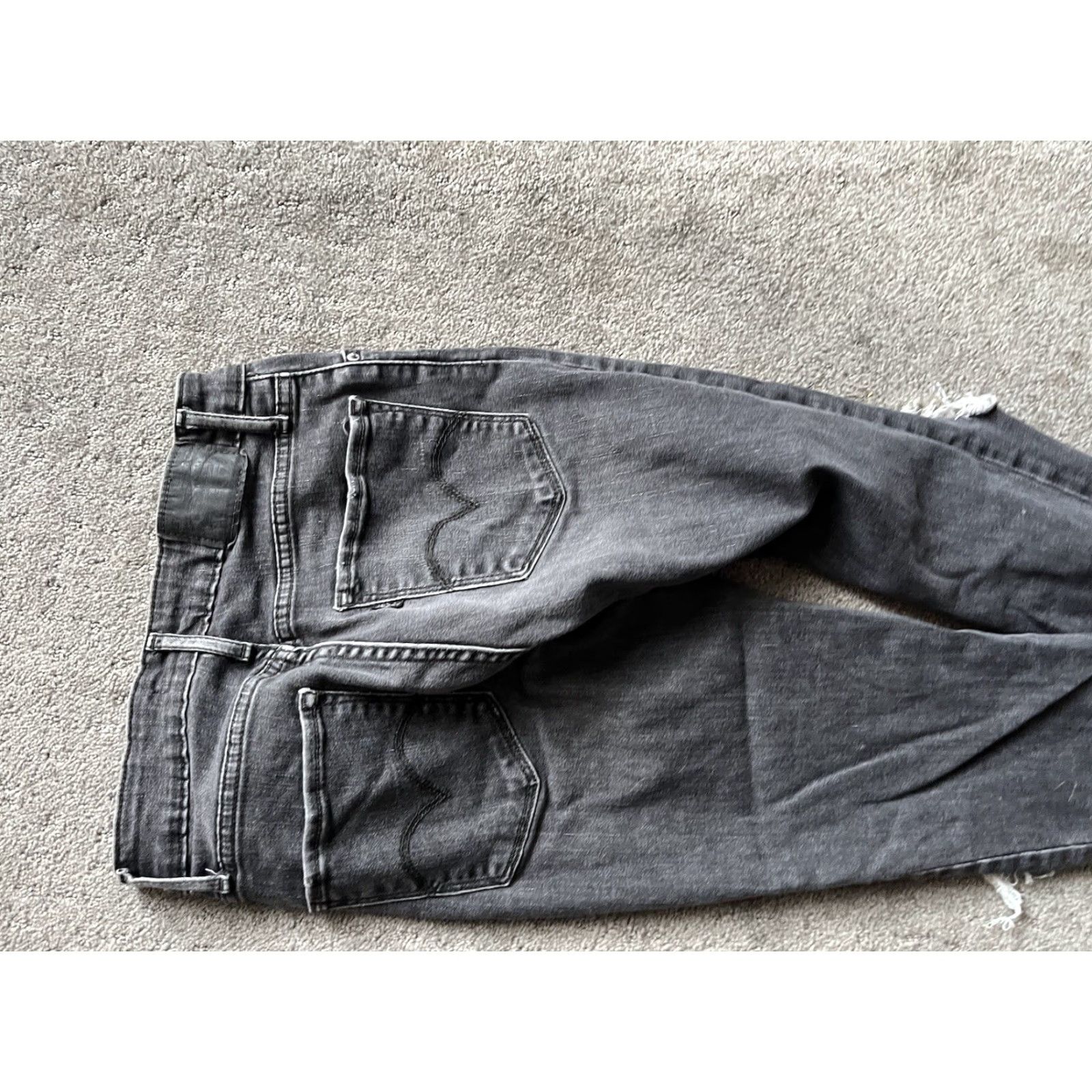 Levi's Levi's 721 High-Rise Skinny Women's Jeans - Size 26 Black Distressed 26x27 Regular Rise Size 26" / US 2 / IT 38 - 5 Thumbnail