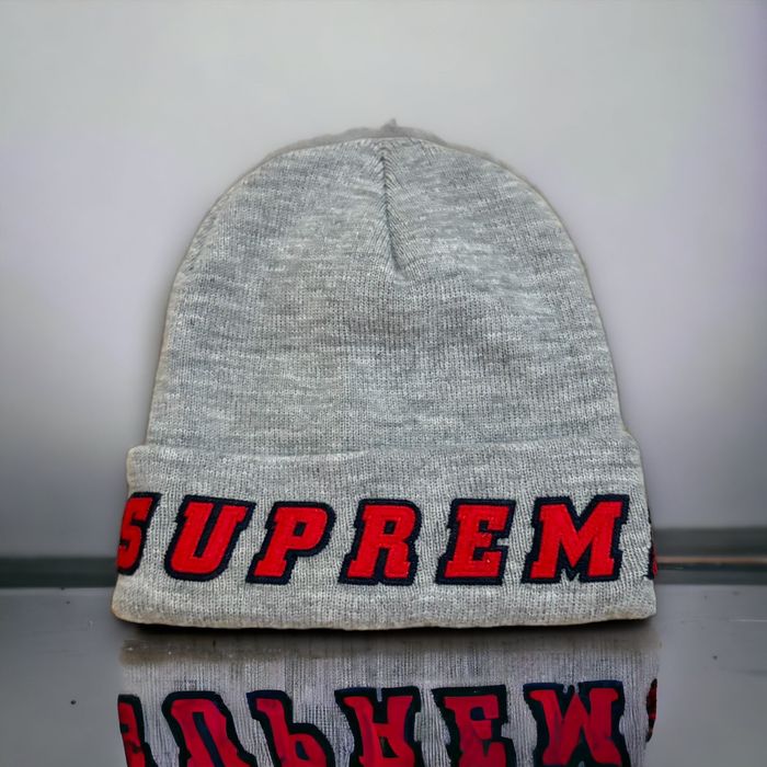 Felt logo hot sale beanie supreme