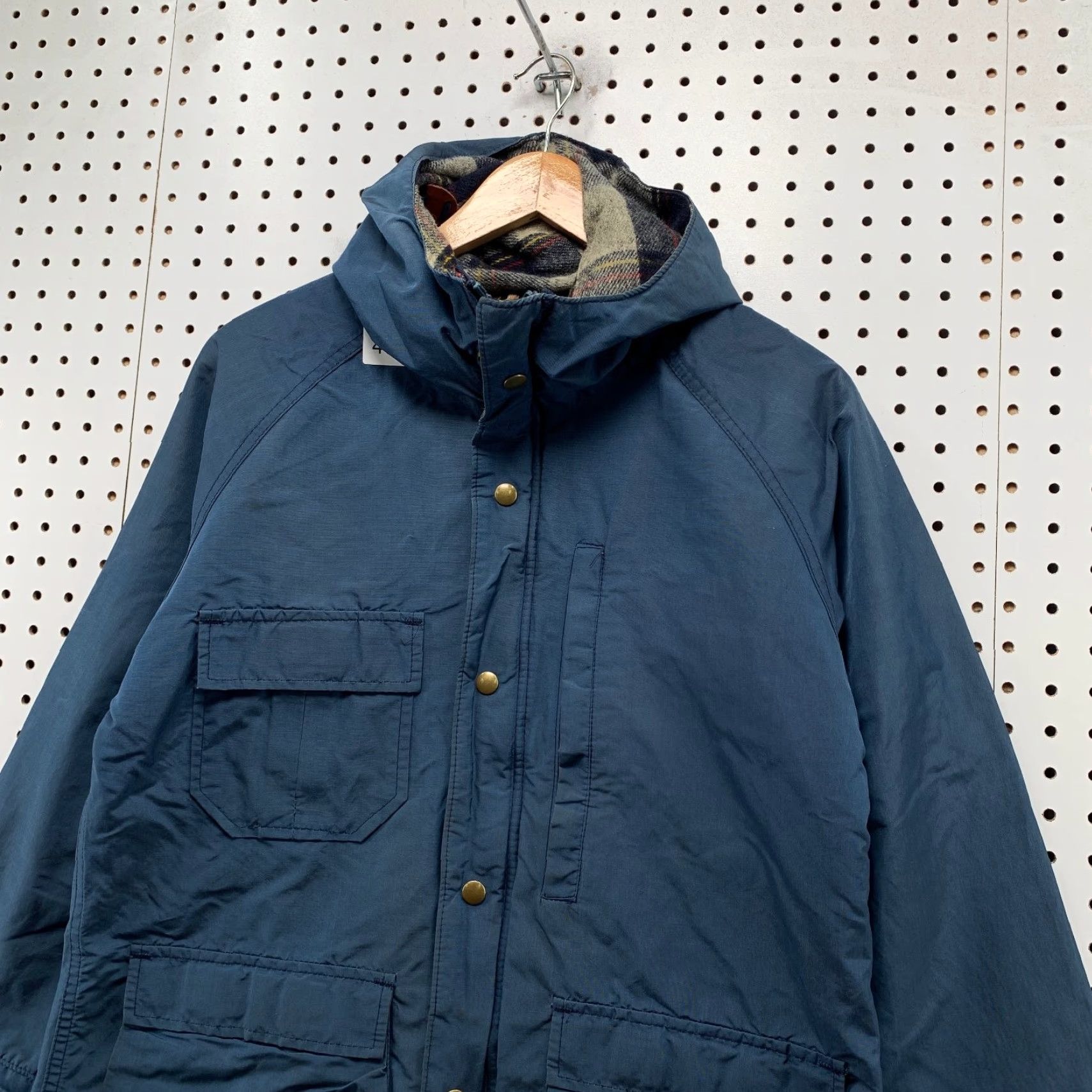 Vintage VINTAGE REI Parka Jacket Mens M Blue Wool Plaid Liner Hooded Mde USA Shirt or Coat? Size US M / EU 48-50 / 2 - 6 Thumbnail