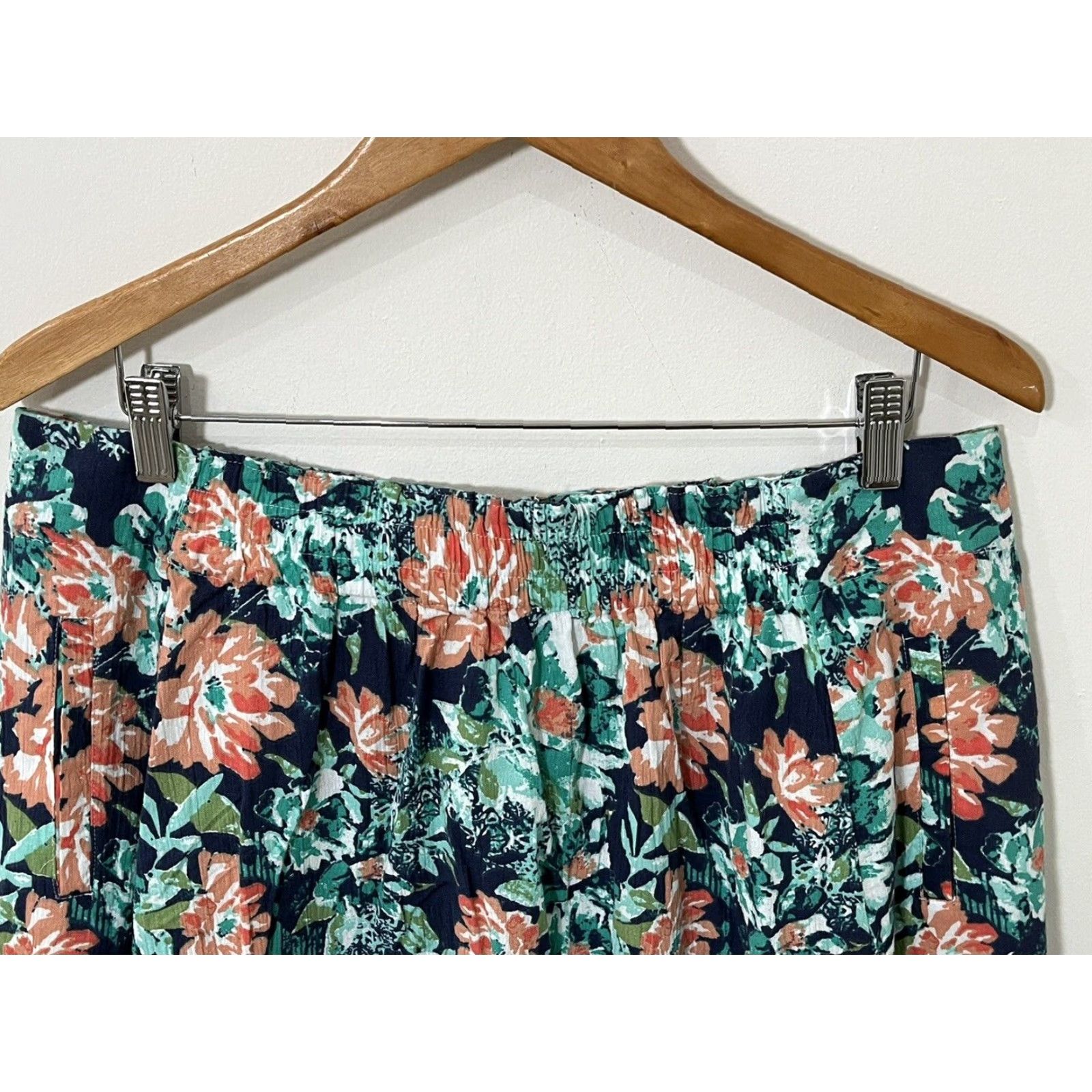 Coldwater Creek Coldwater Creek Floral Poplin Midi Skirt Sz Large Petite Pull On Cottage Size 32" / US 10 / IT 46 - 3 Thumbnail