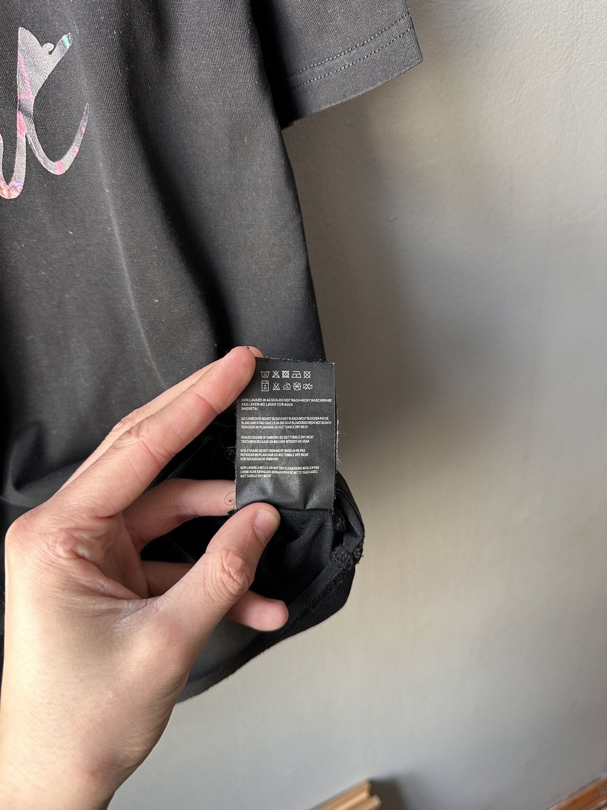 Saint Laurent Paris Saint Laurent Paris T shirt Oversized Fit Small authentic Size US S / EU 44-46 / 1 - 8 Thumbnail