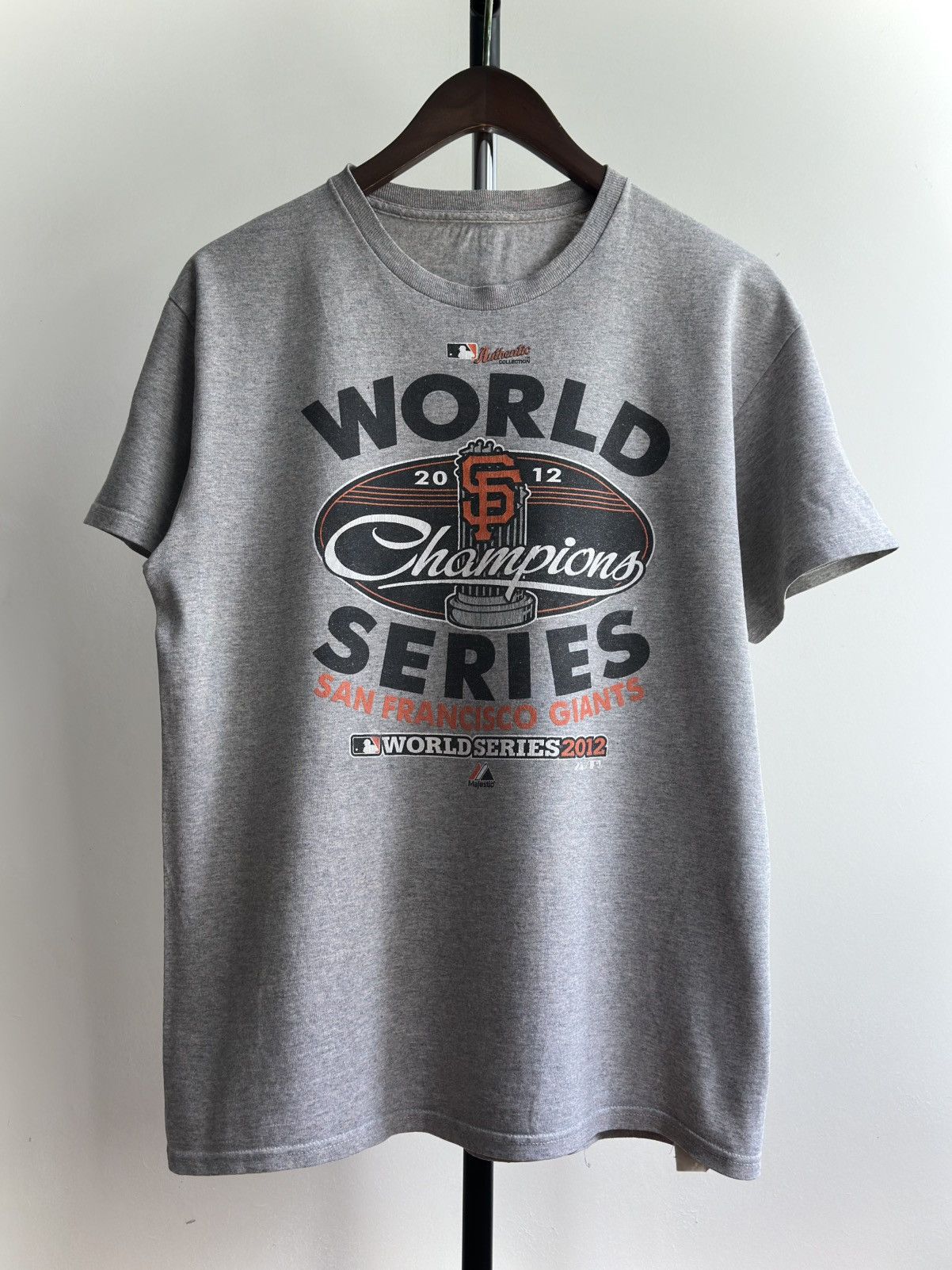 MLB × Majestic × Vintage MLB SAN FRANCISCO GIANTS WORLD SERIES CHAMPIONS 2012 TEE Size US M / EU 48-50 / 2 - 1 Thumbnail