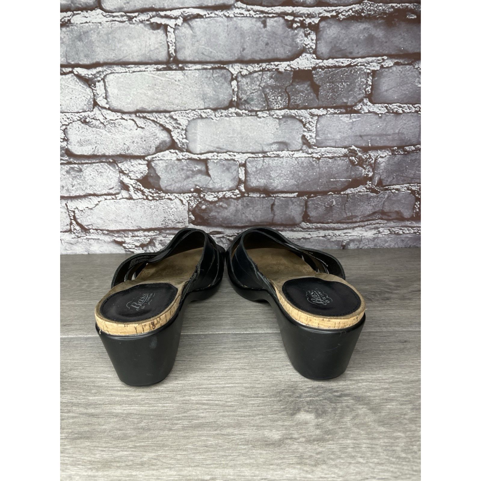Bass G.H. Bass & Co. MaryAnn Black Leather Wedge Slip On Sandals Size US 8 / IT 38 - 4 Thumbnail